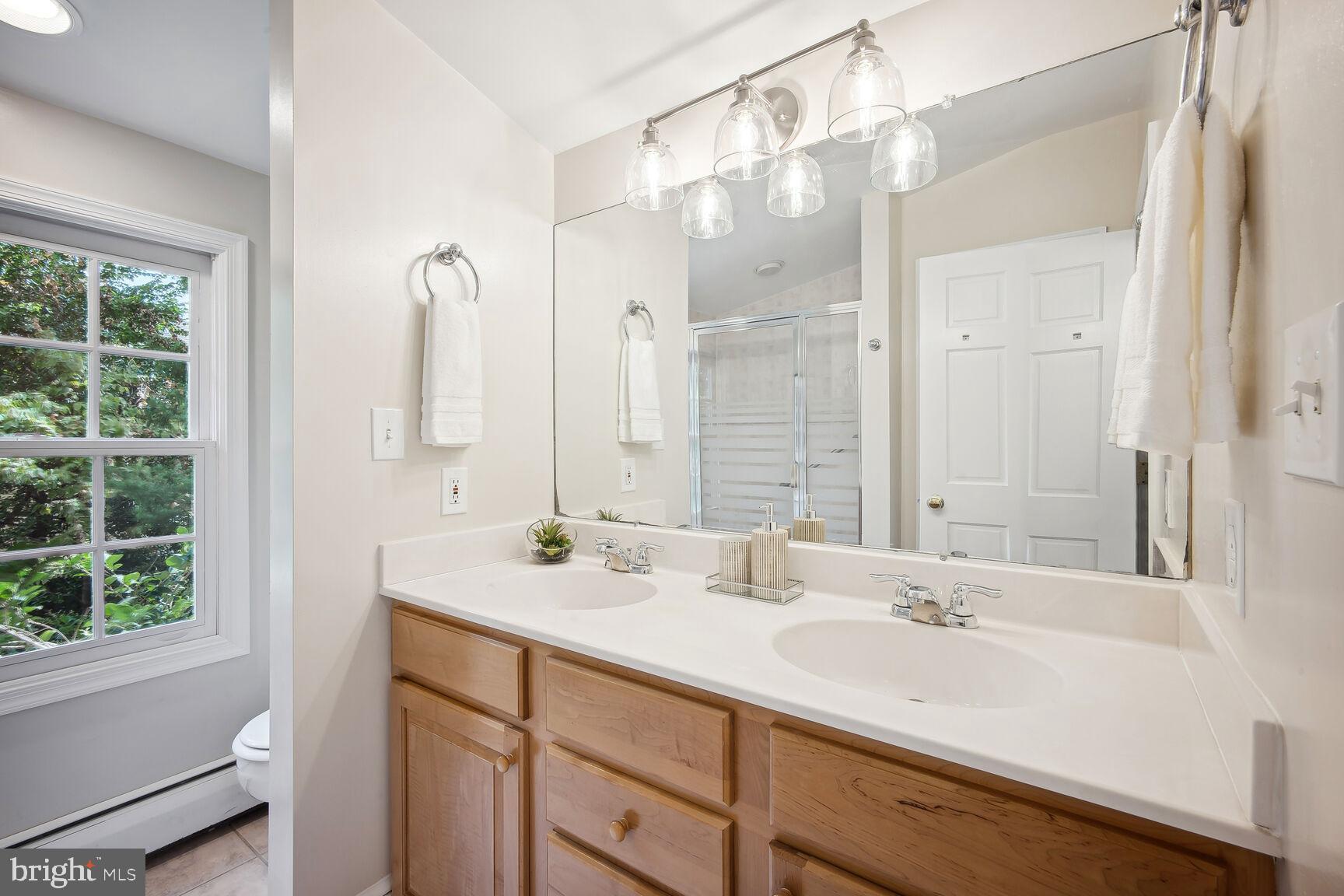 419 N JACKSON STREET