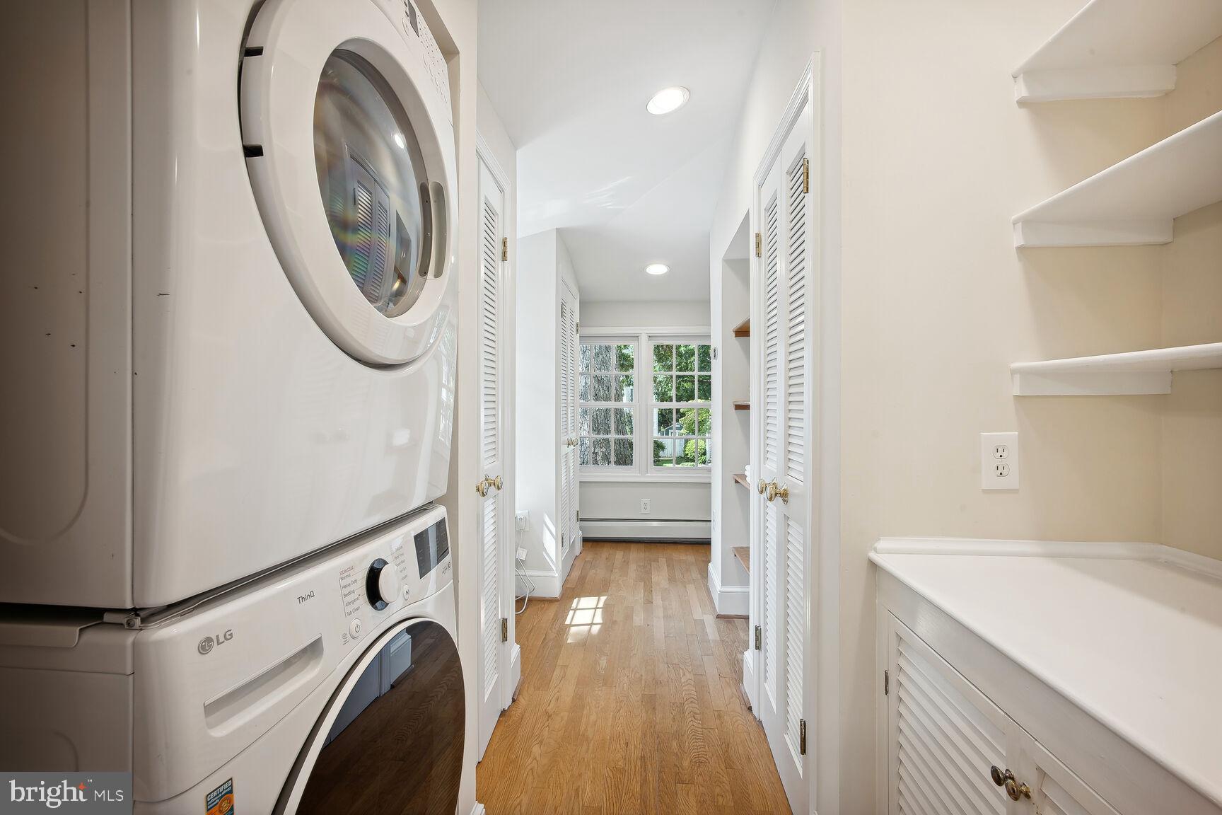 419 N JACKSON STREET