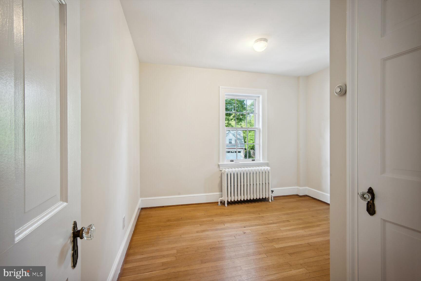 419 N JACKSON STREET