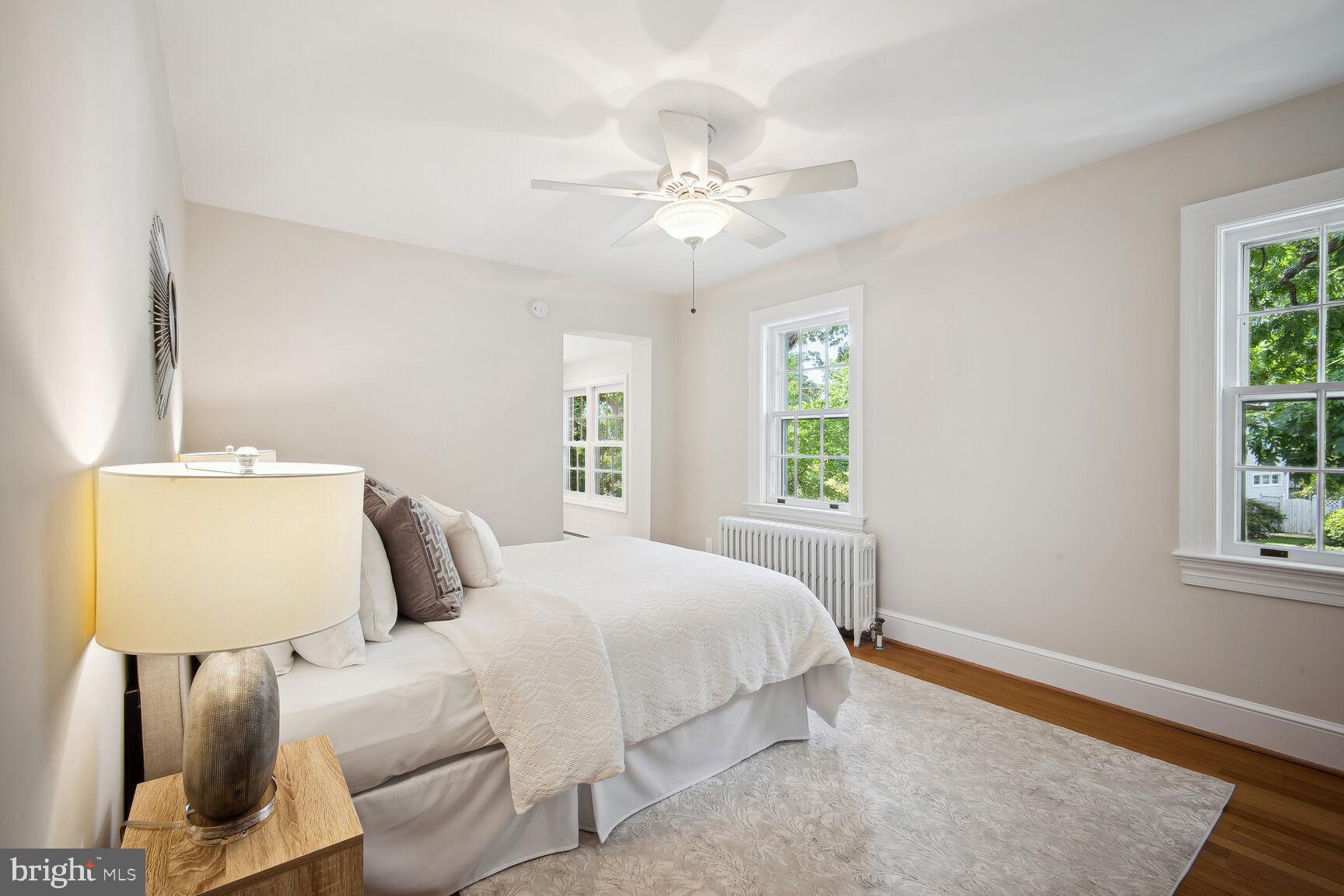 419 N JACKSON STREET