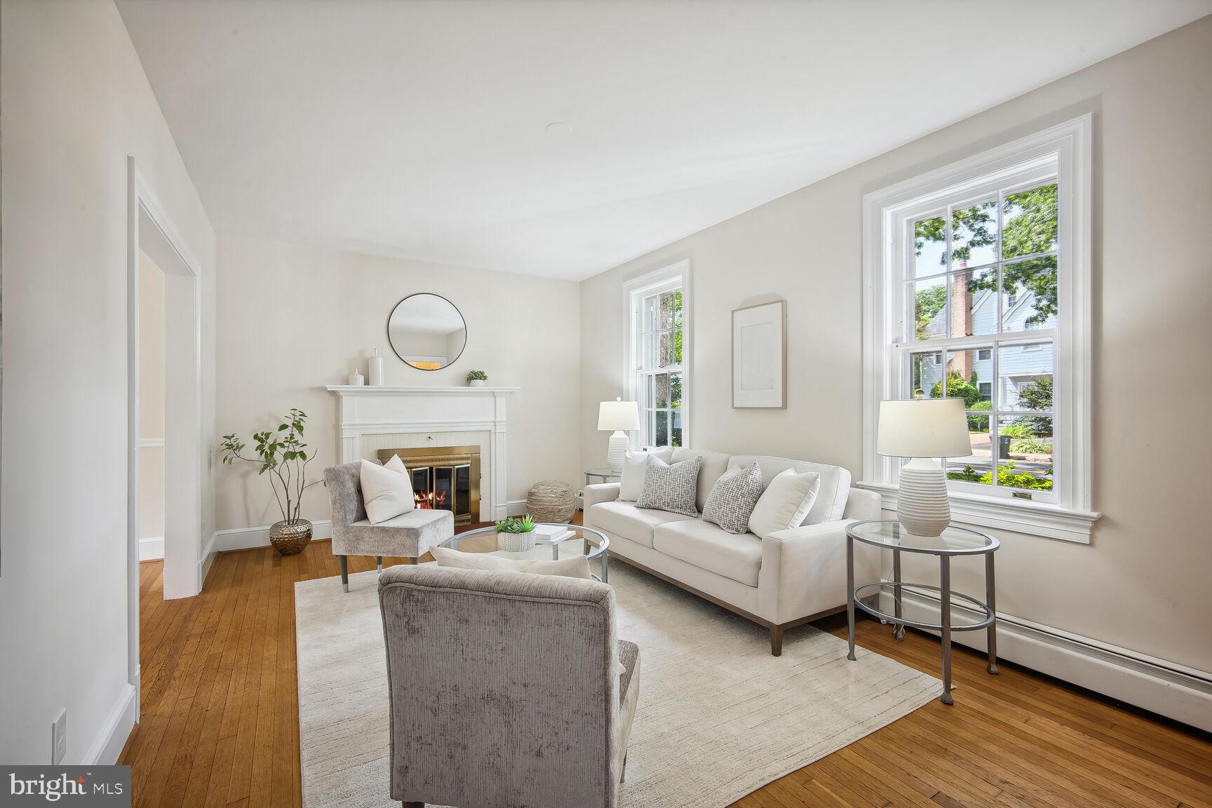 419 N JACKSON STREET