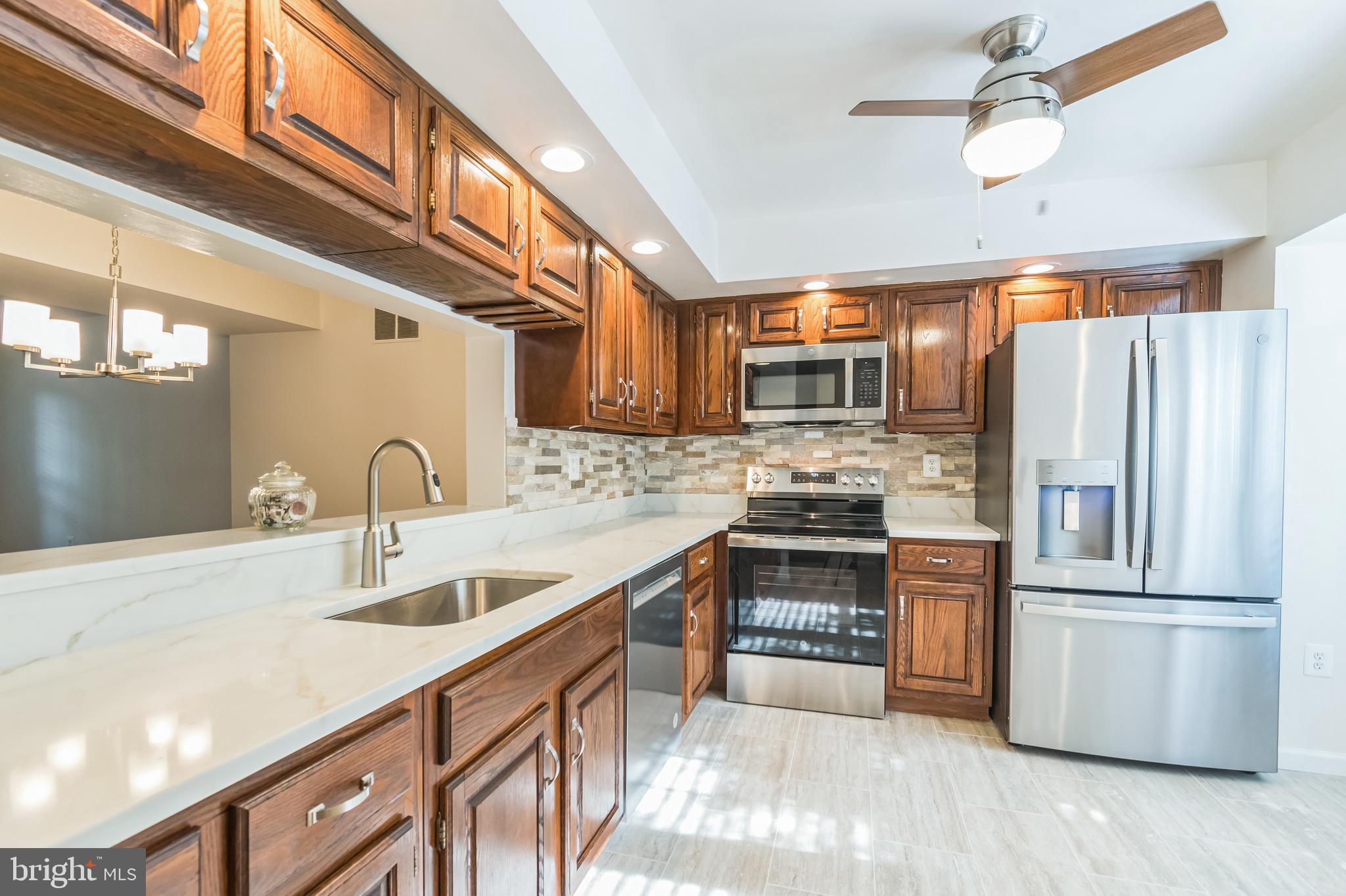 2558 S ARLINGTON MILL DRIVE B 2