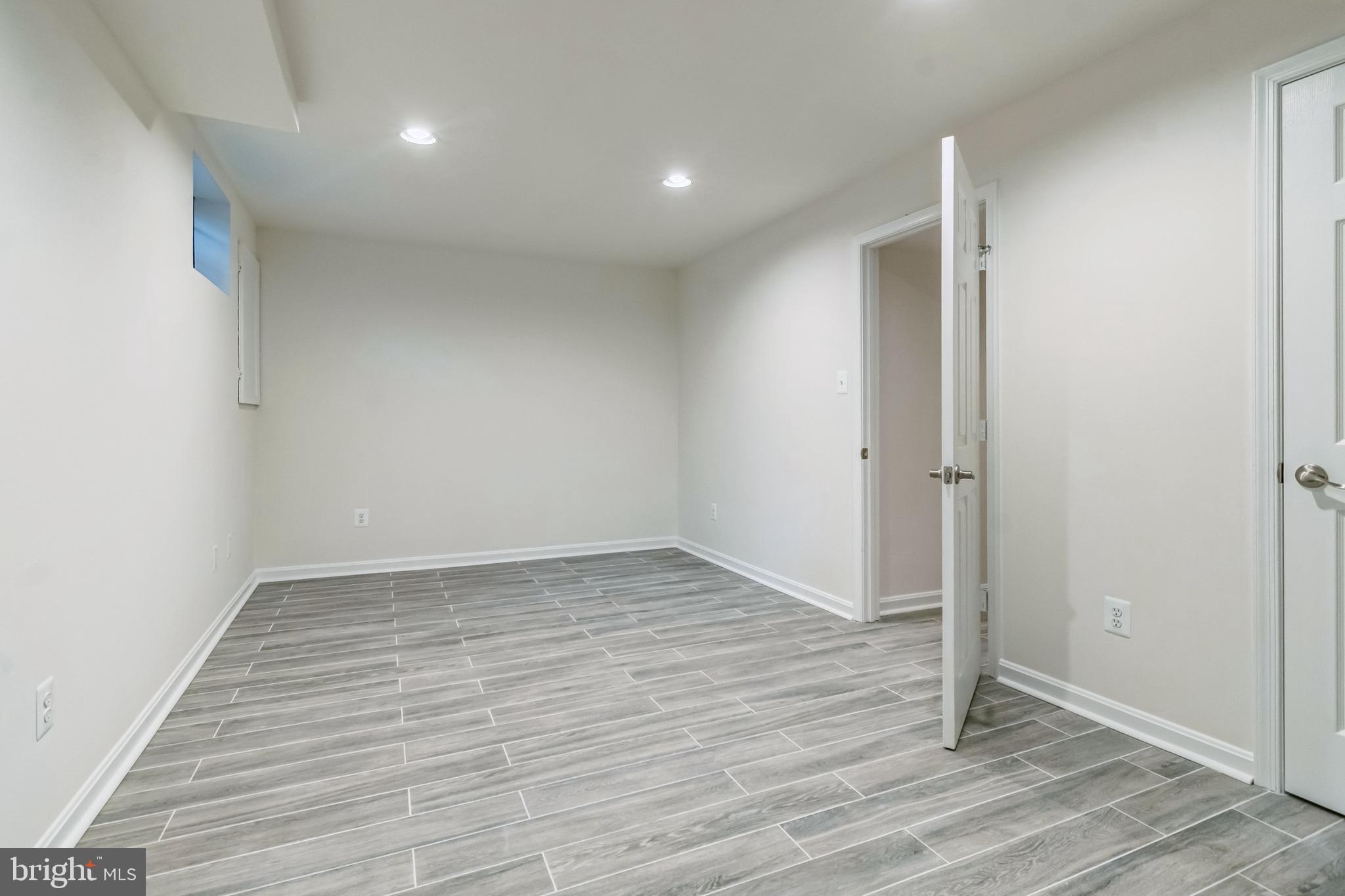 2558 S ARLINGTON MILL DRIVE B 2