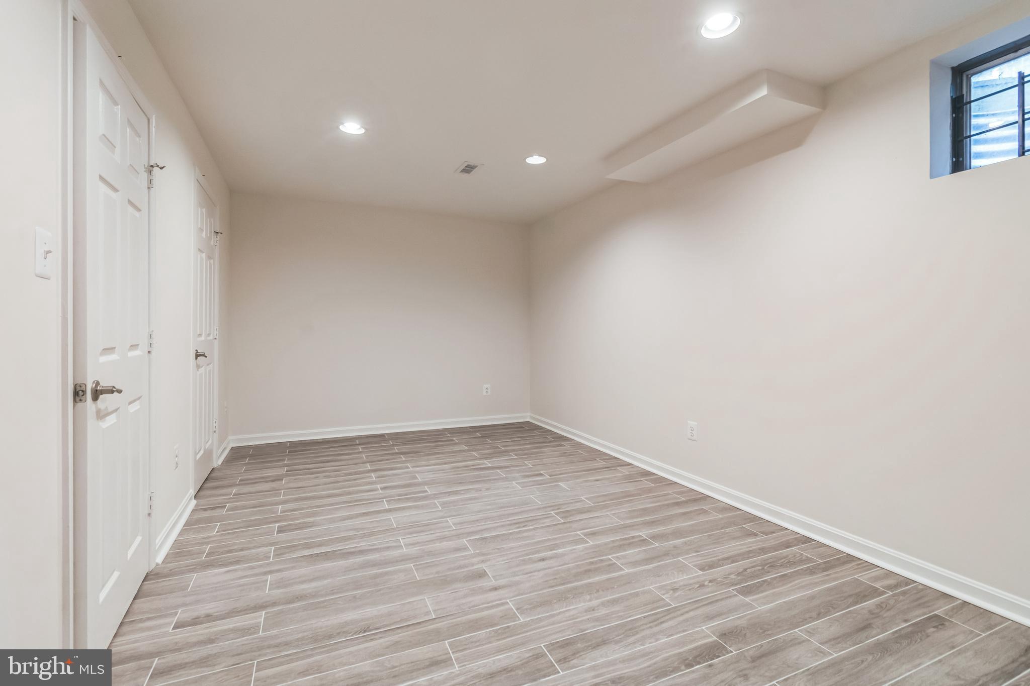 2558 S ARLINGTON MILL DRIVE B 2