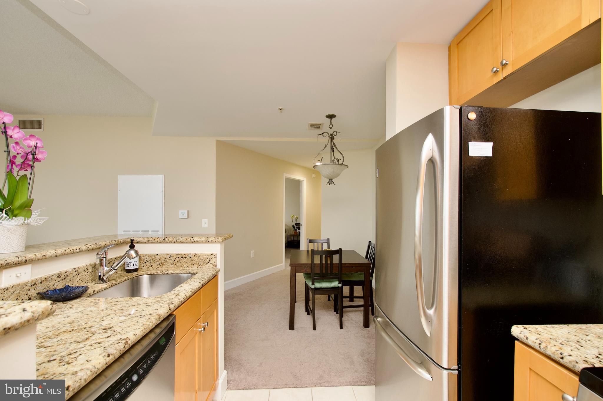 3600 S GLEBE ROAD 423W