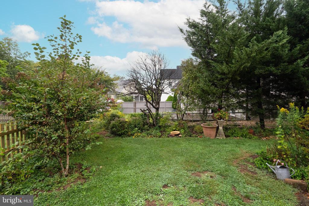 2600 18TH STREET N