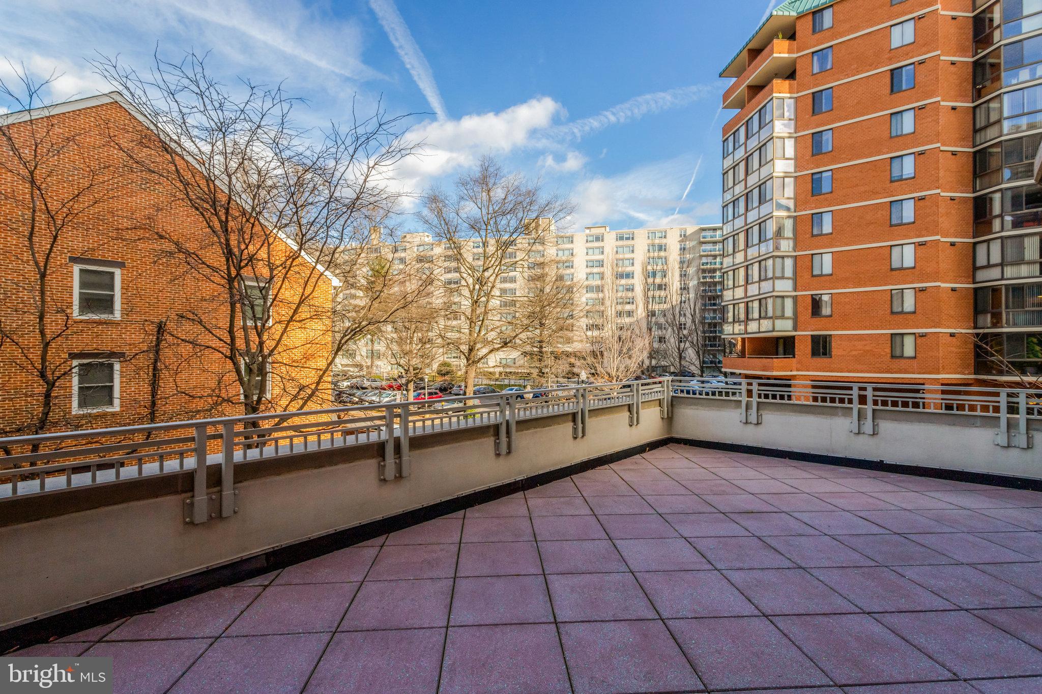 1000 N RANDOLPH STREET 209