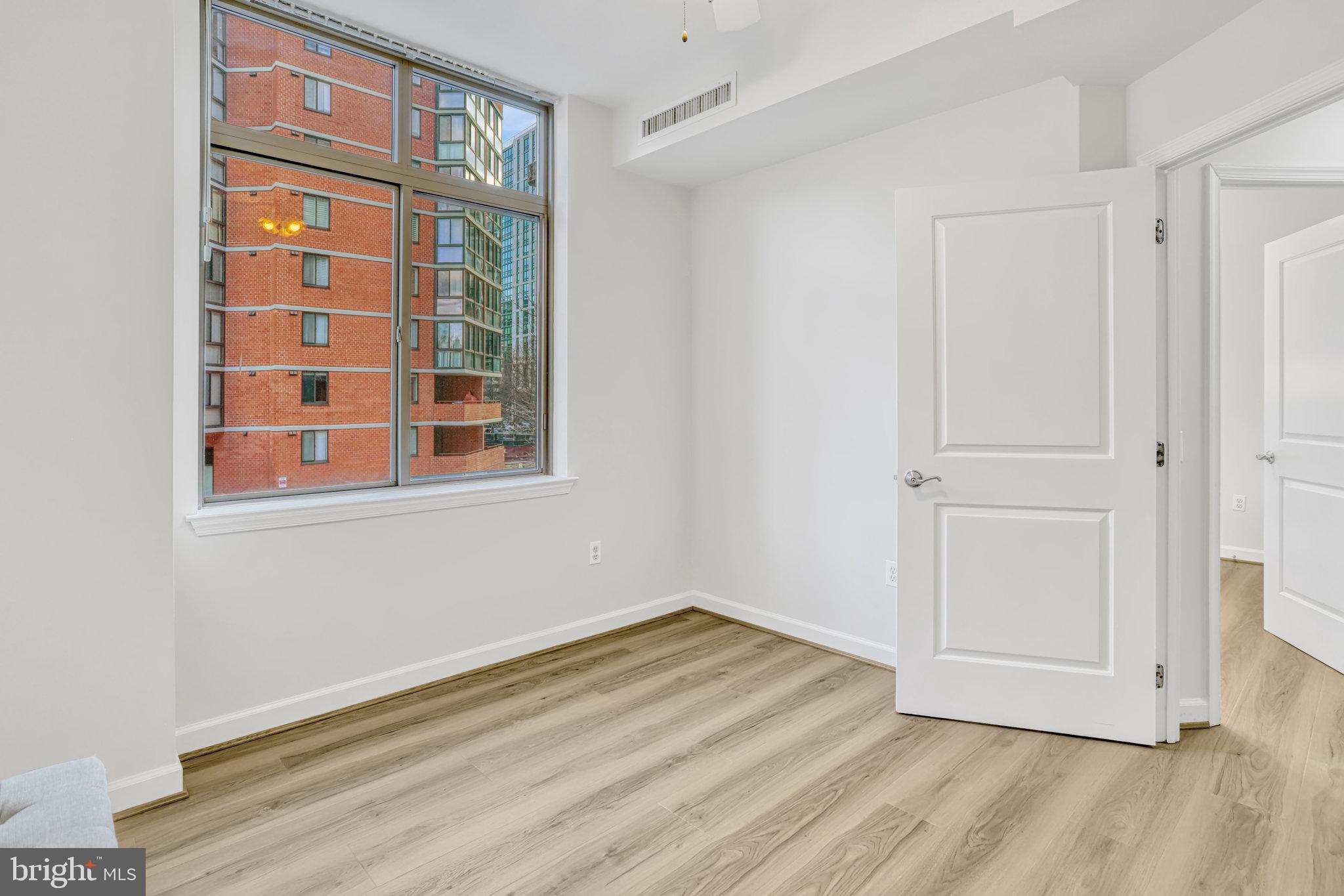 1000 N RANDOLPH STREET 209