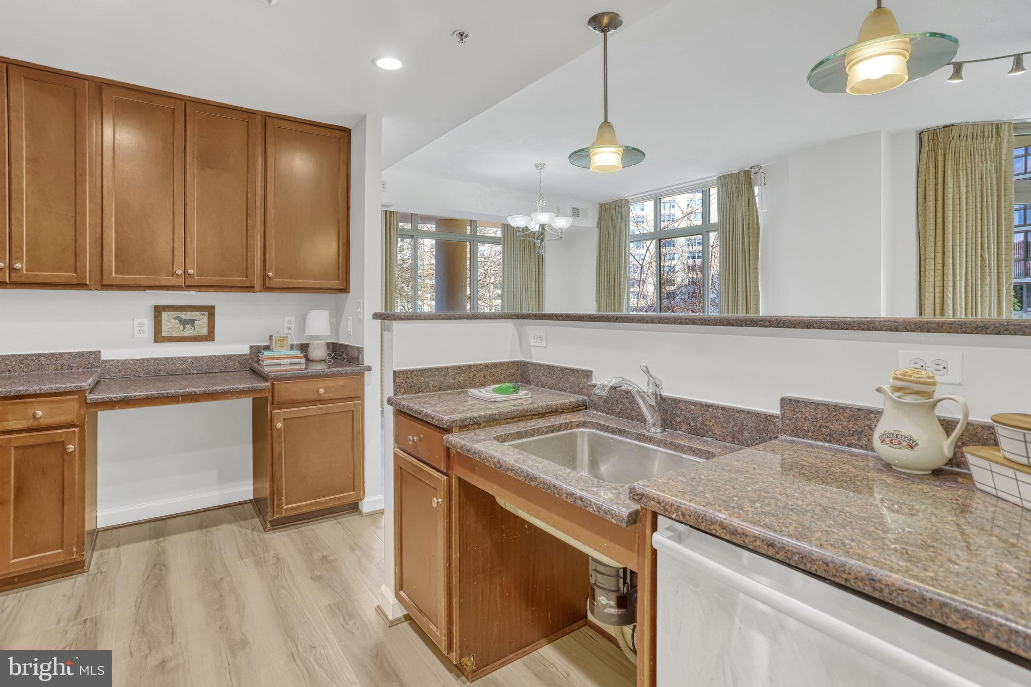 1000 N RANDOLPH STREET 209