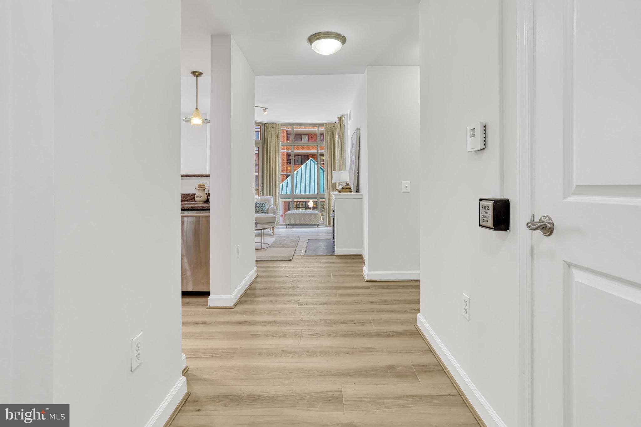 1000 N RANDOLPH STREET 209