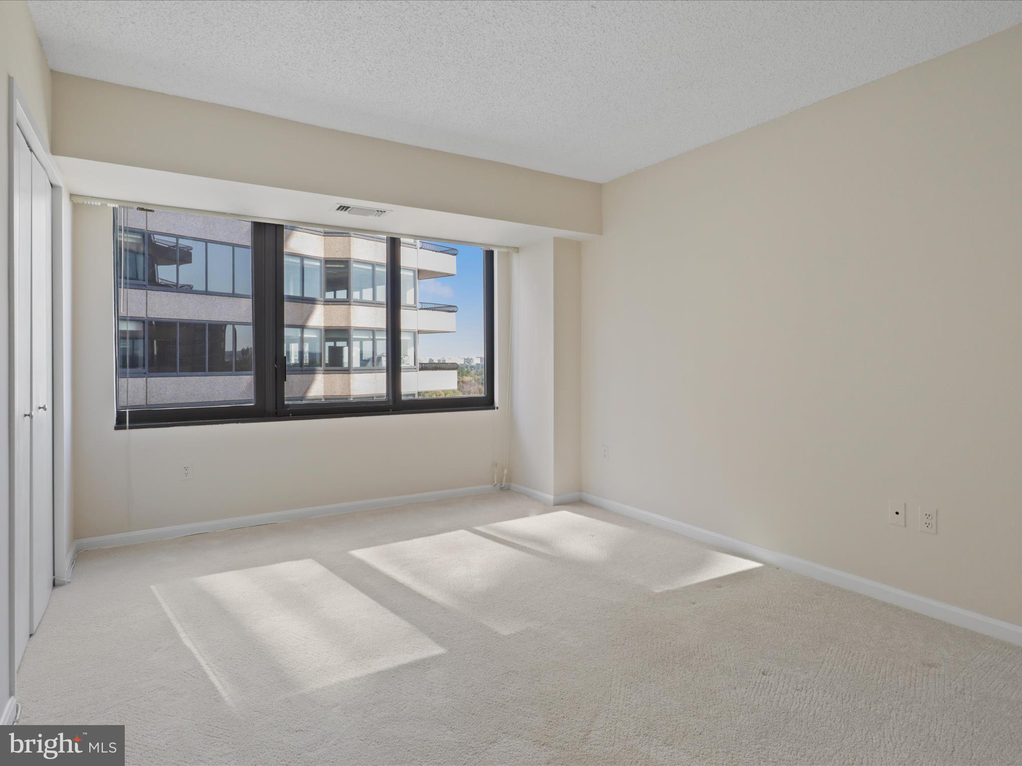 1300 CRYSTAL DRIVE 1002-S
