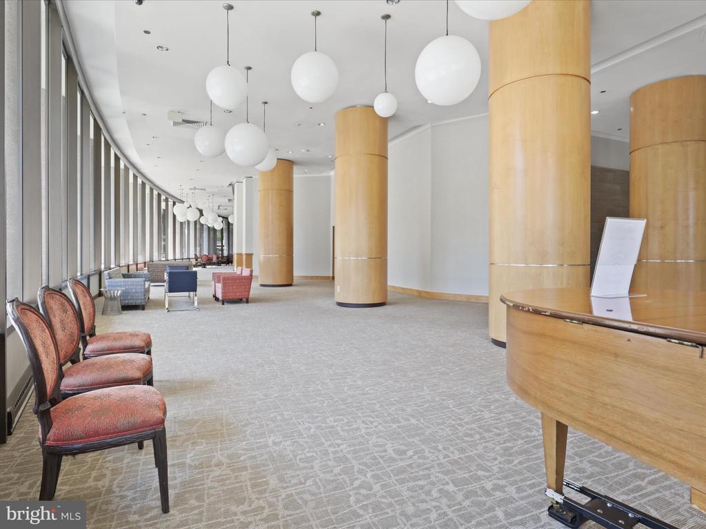1300 CRYSTAL DRIVE 1002-S