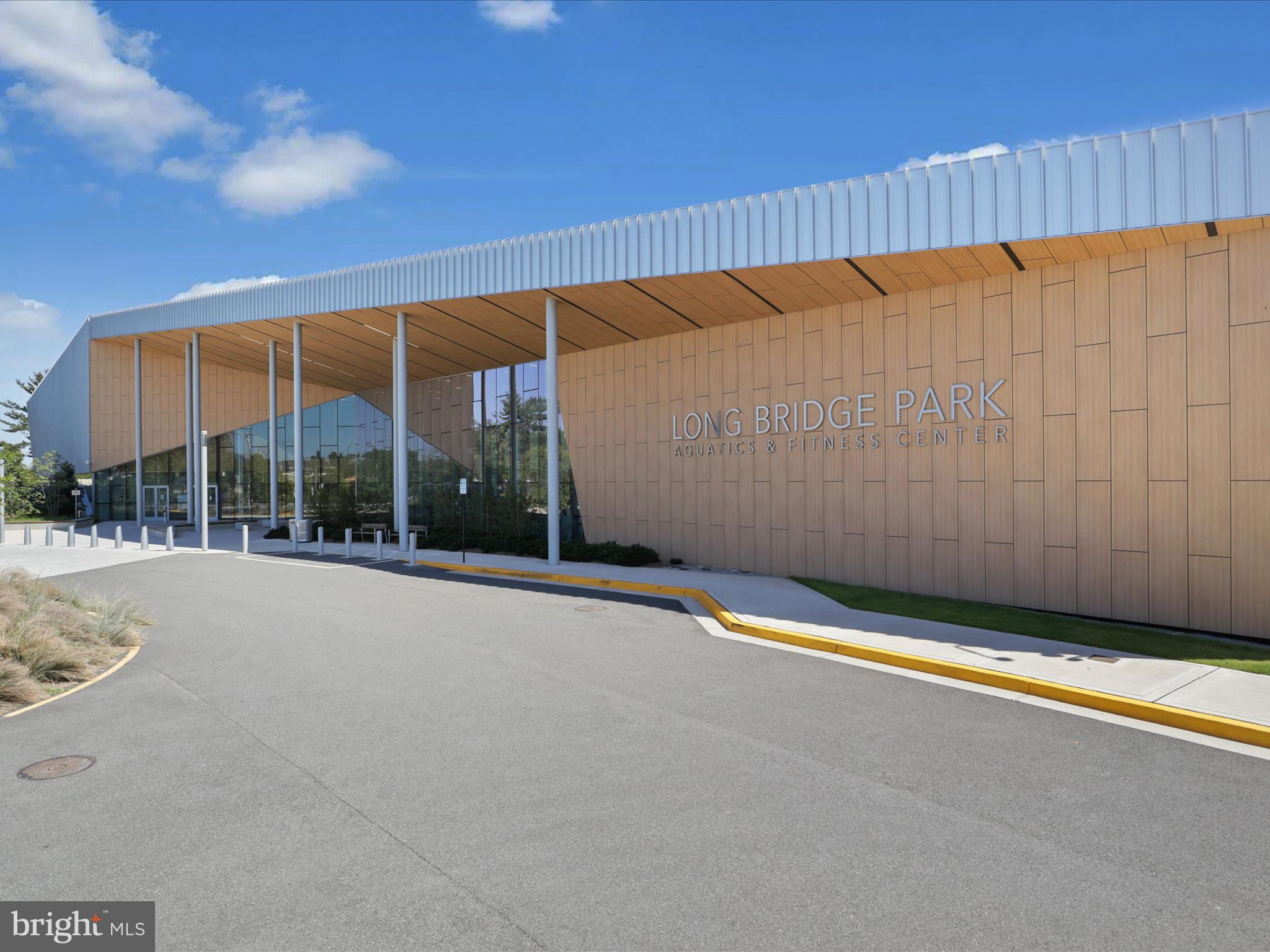 1300 CRYSTAL DRIVE 1002-S