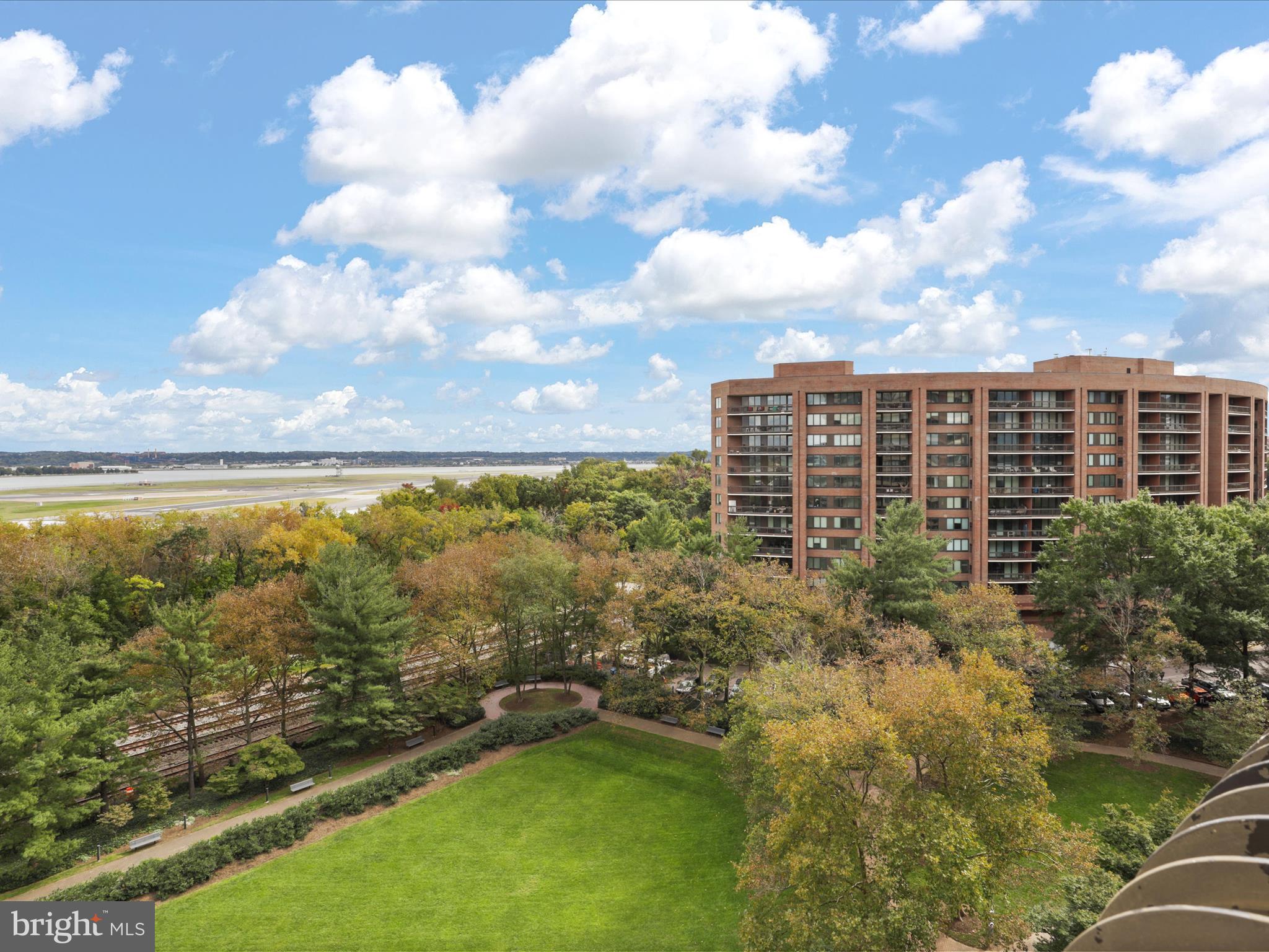 1300 CRYSTAL DRIVE 1002-S