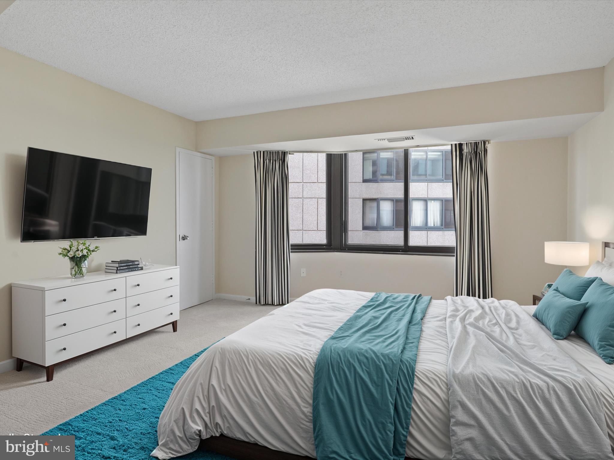 1300 CRYSTAL DRIVE 1002-S