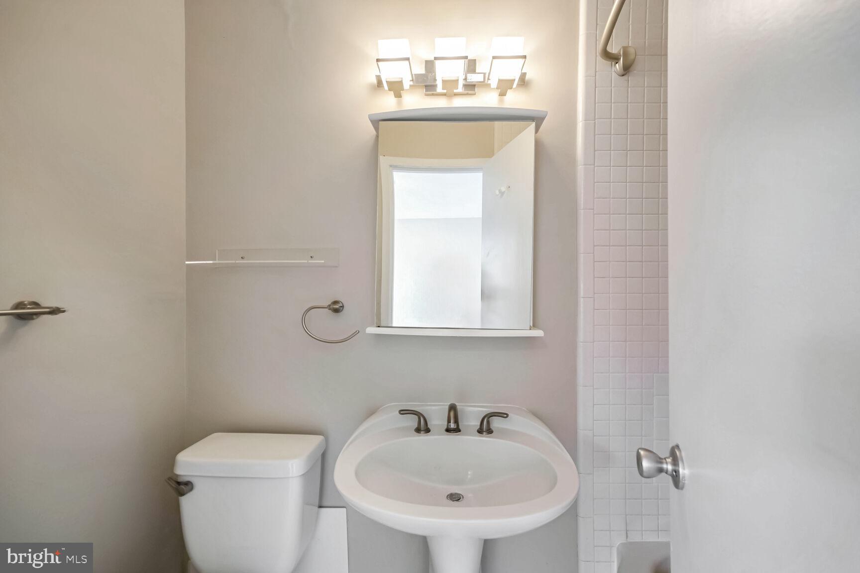 1121 ARLINGTON BOULEVARD 1014
