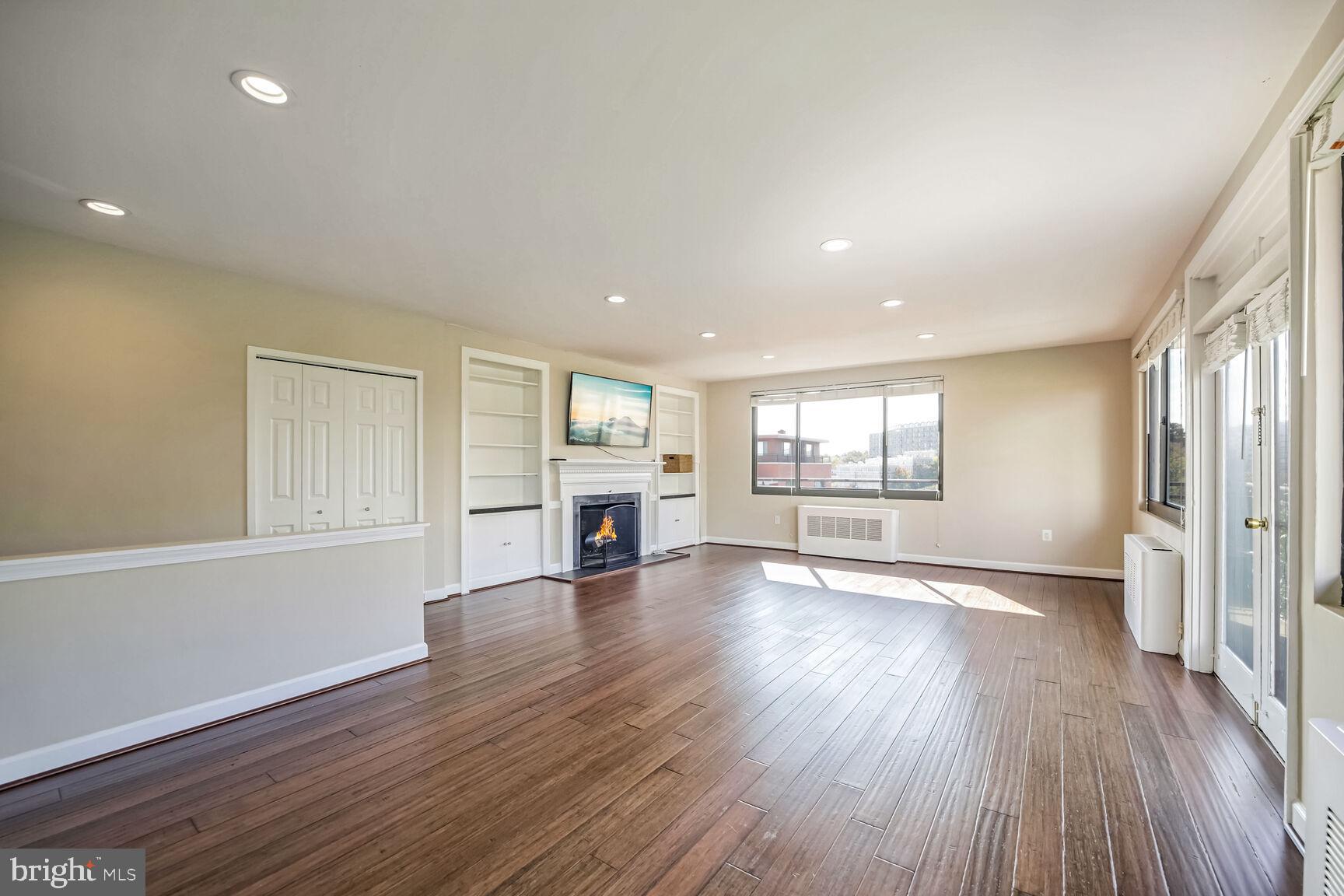 1121 ARLINGTON BOULEVARD 1014