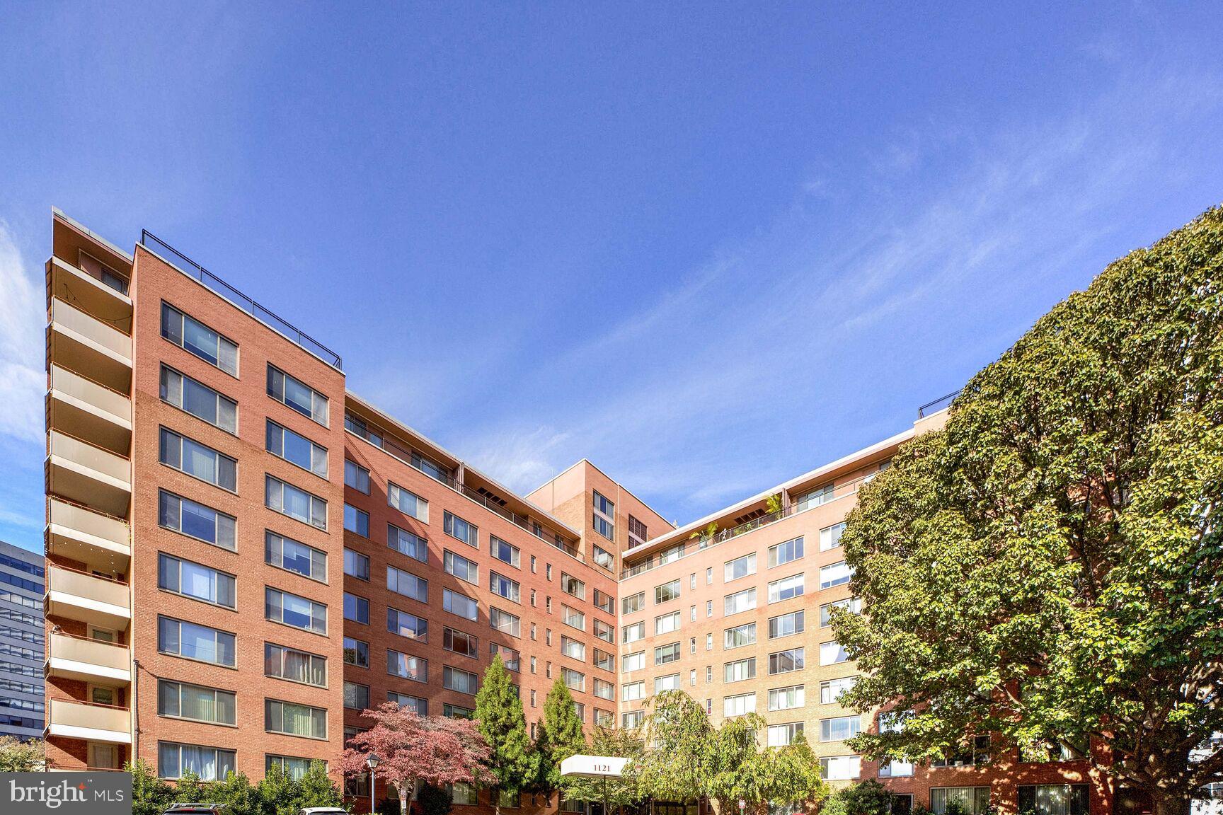 1121 ARLINGTON BOULEVARD 1014