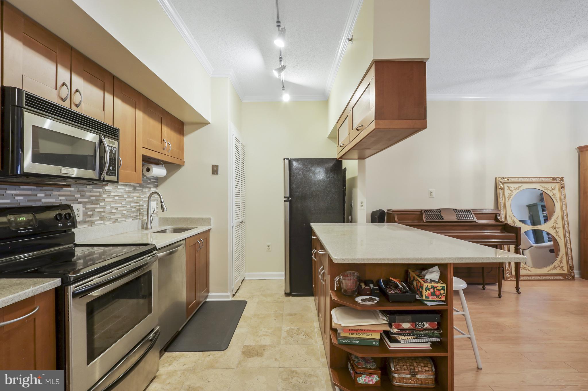 1211 S EADS STREET 311