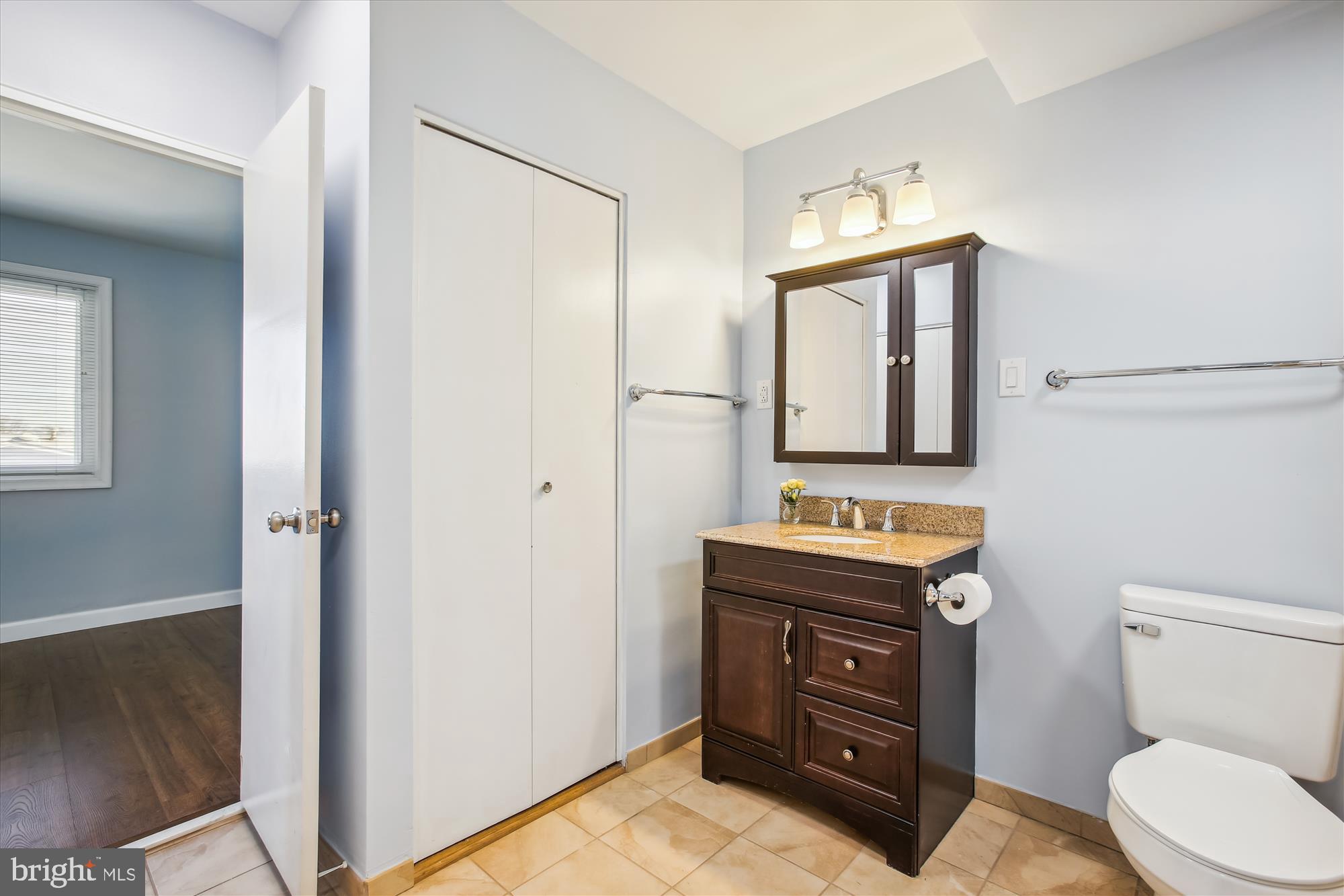 1830 COLUMBIA PIKE 211