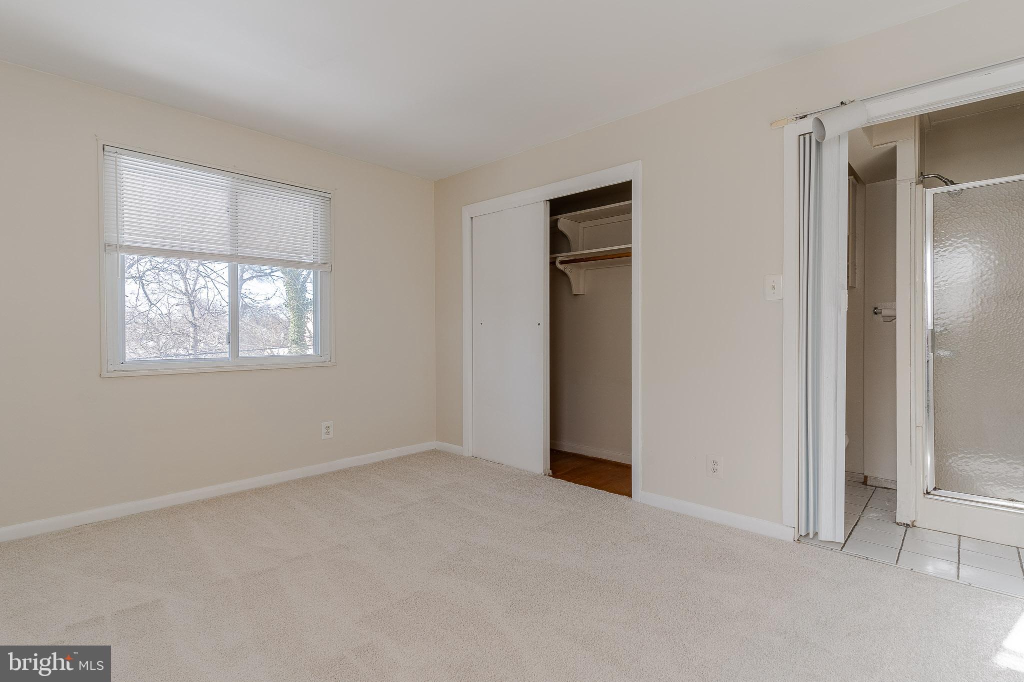 728 WAKEFIELD STREET N UPPER