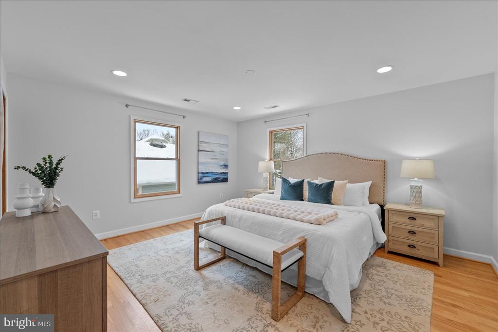 3209 OLD DOMINION DRIVE