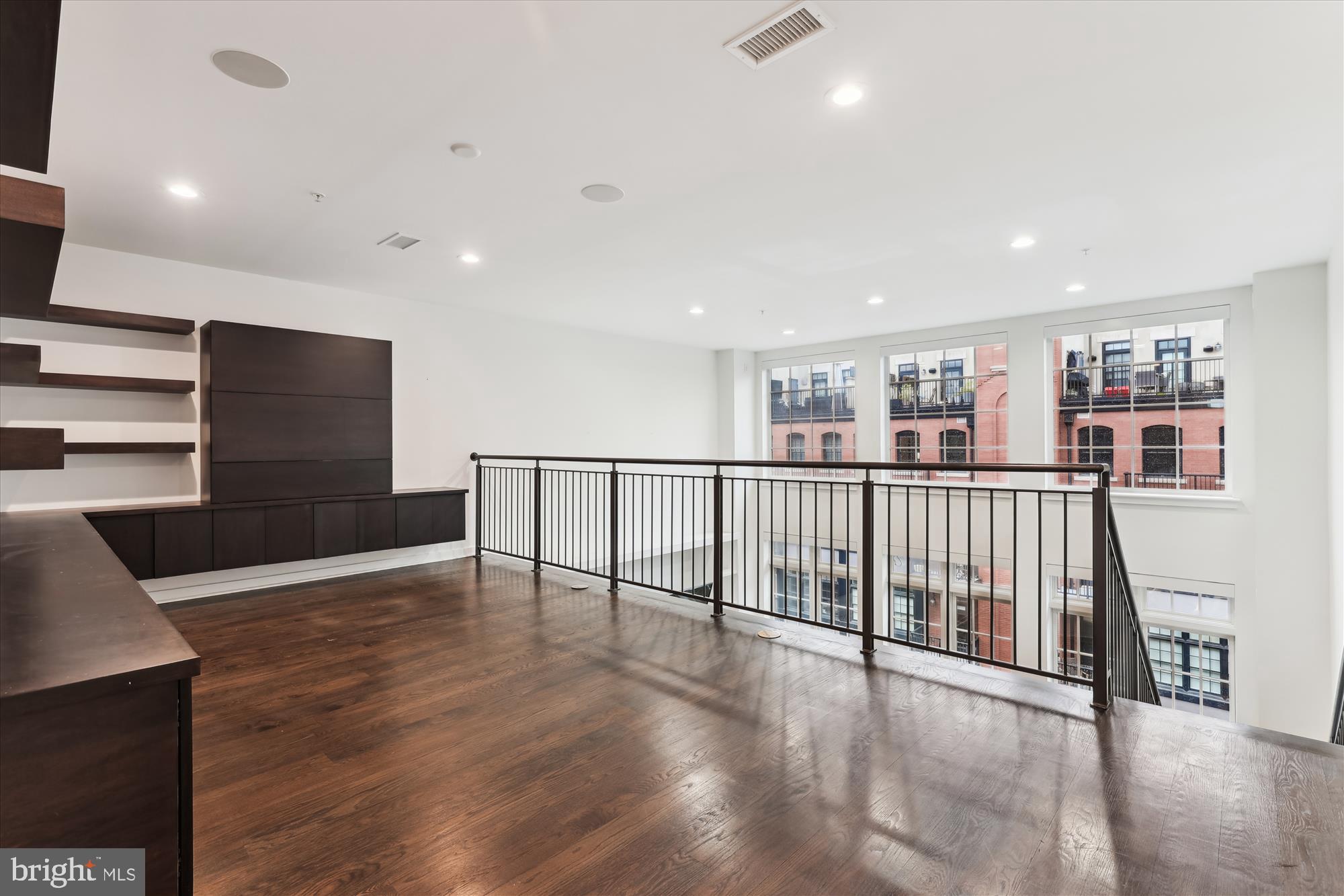 1610 N QUEEN STREET 247-D