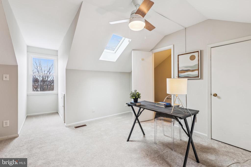 2915 S WOODSTOCK C 3