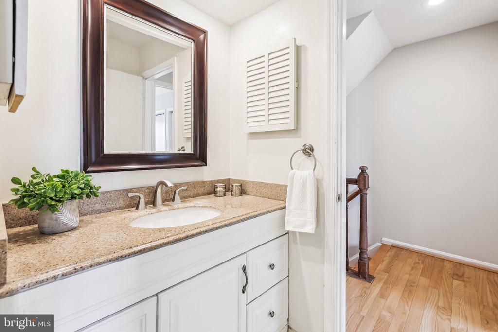 2915 S WOODSTOCK C 3