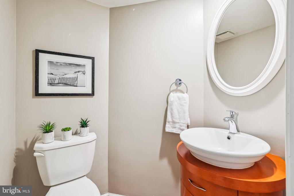 2915 S WOODSTOCK C 3