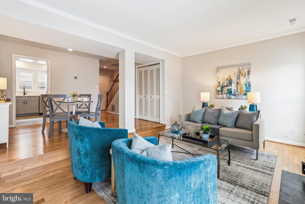 2915 S WOODSTOCK C 3
