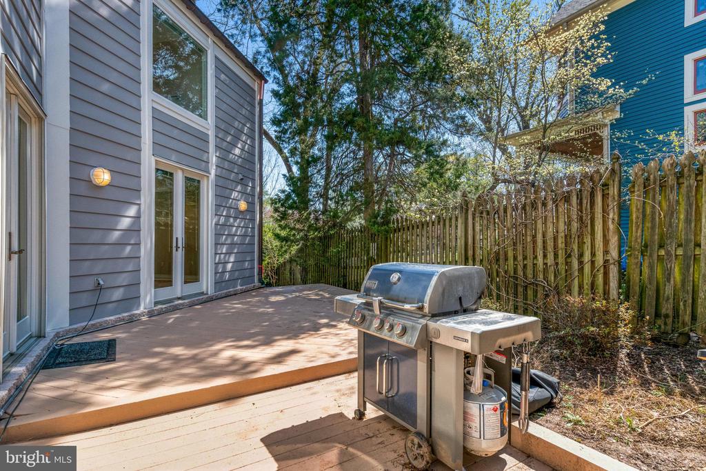 6559 24TH STREET N