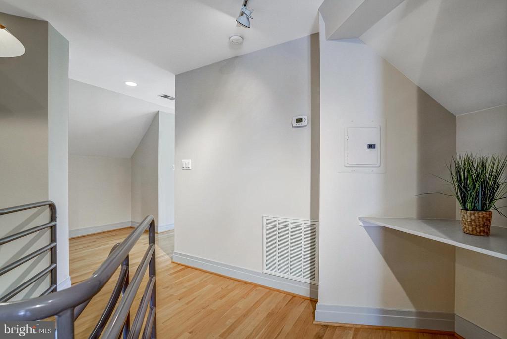 6559 24TH STREET N
