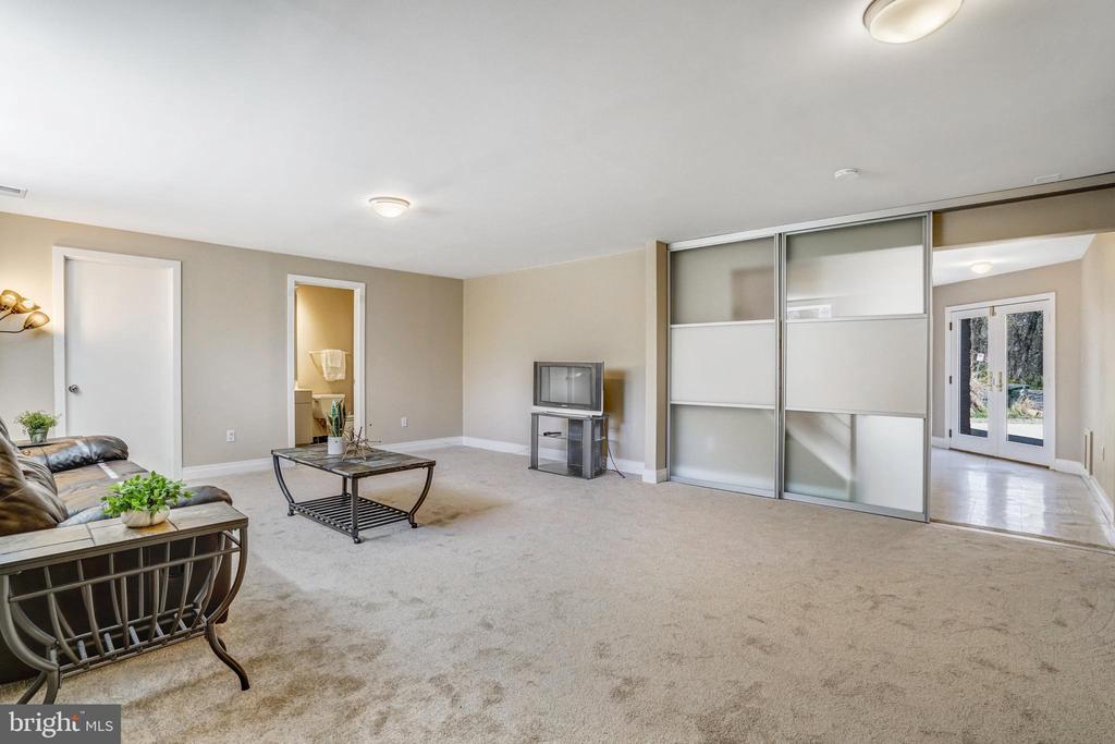6559 24TH STREET N