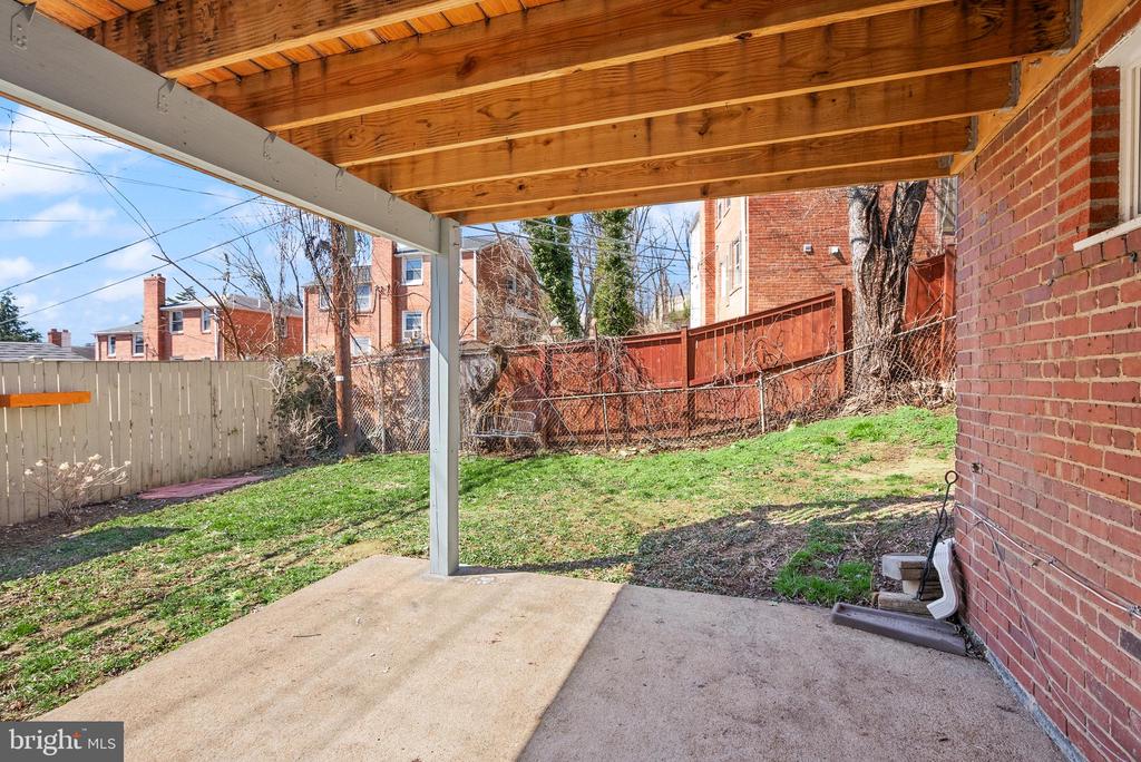 3806 KEMPER ROAD