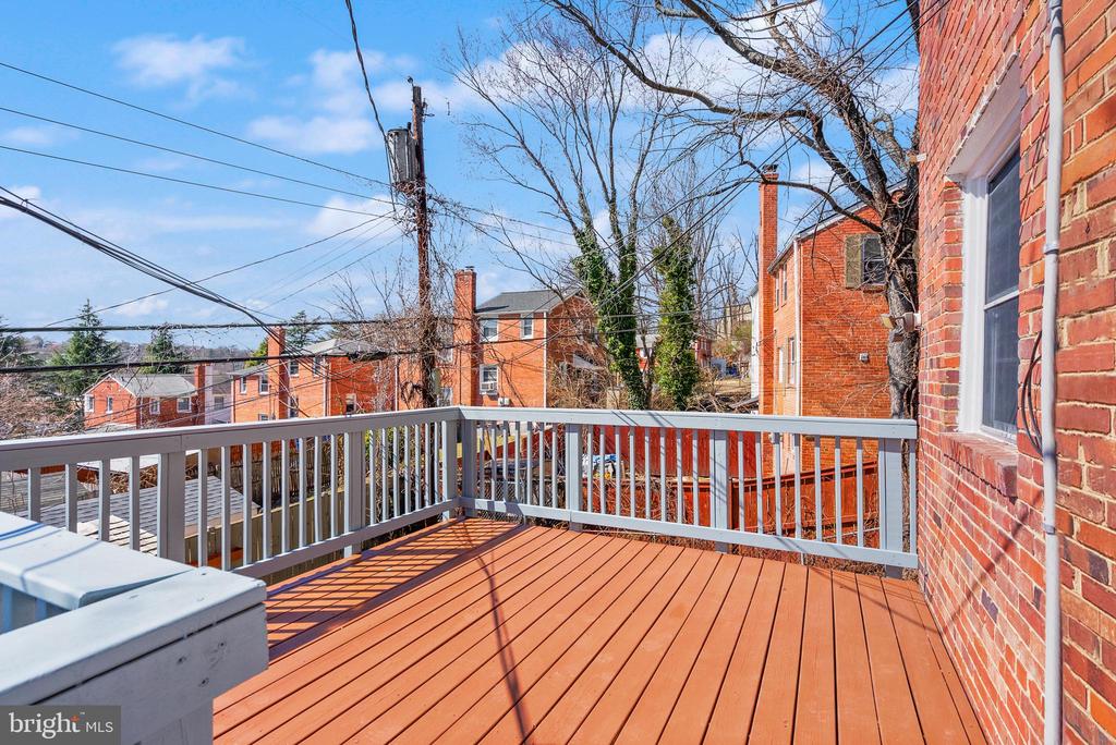3806 KEMPER ROAD