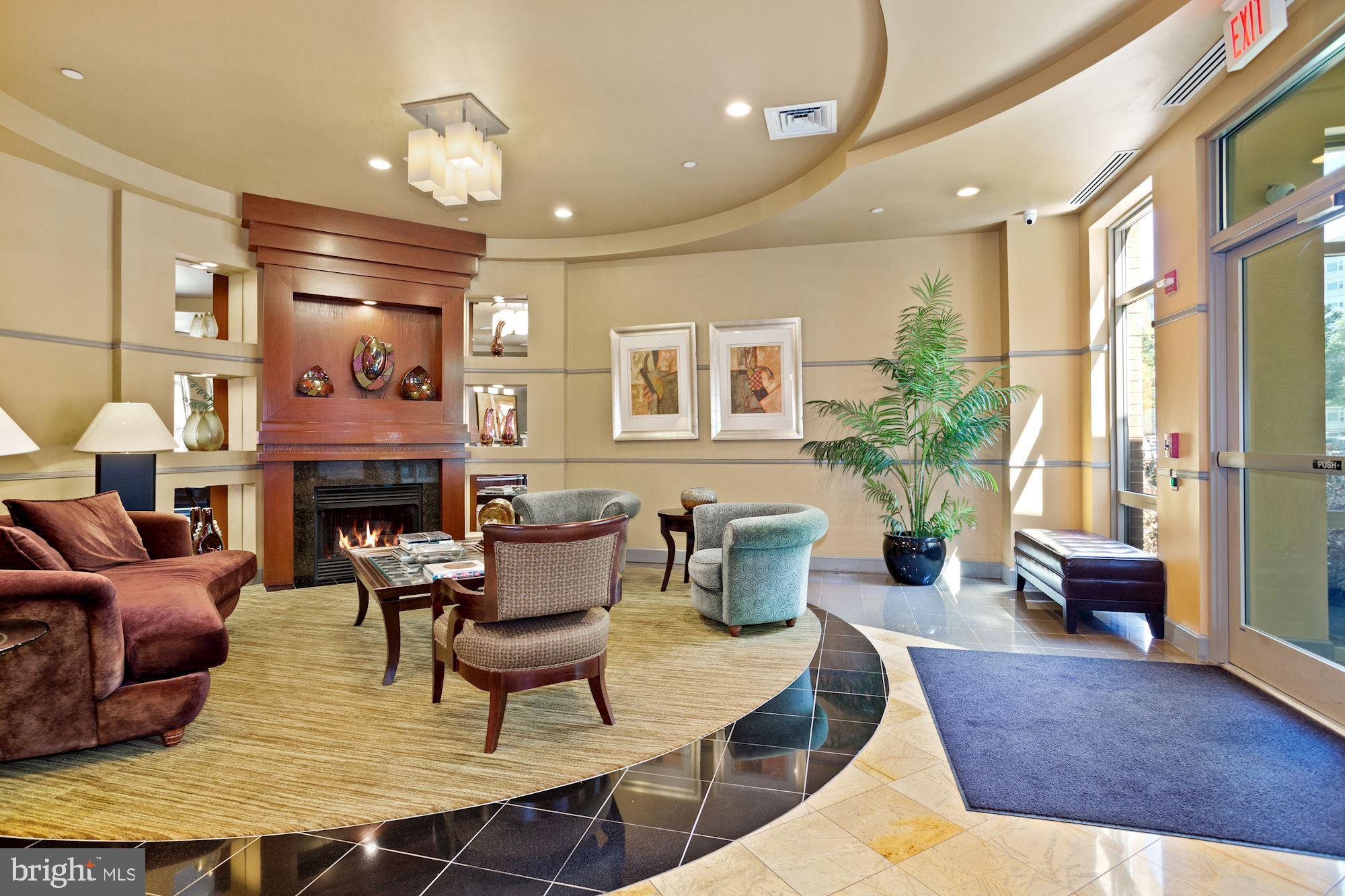 1000 N RANDOLPH STREET 103