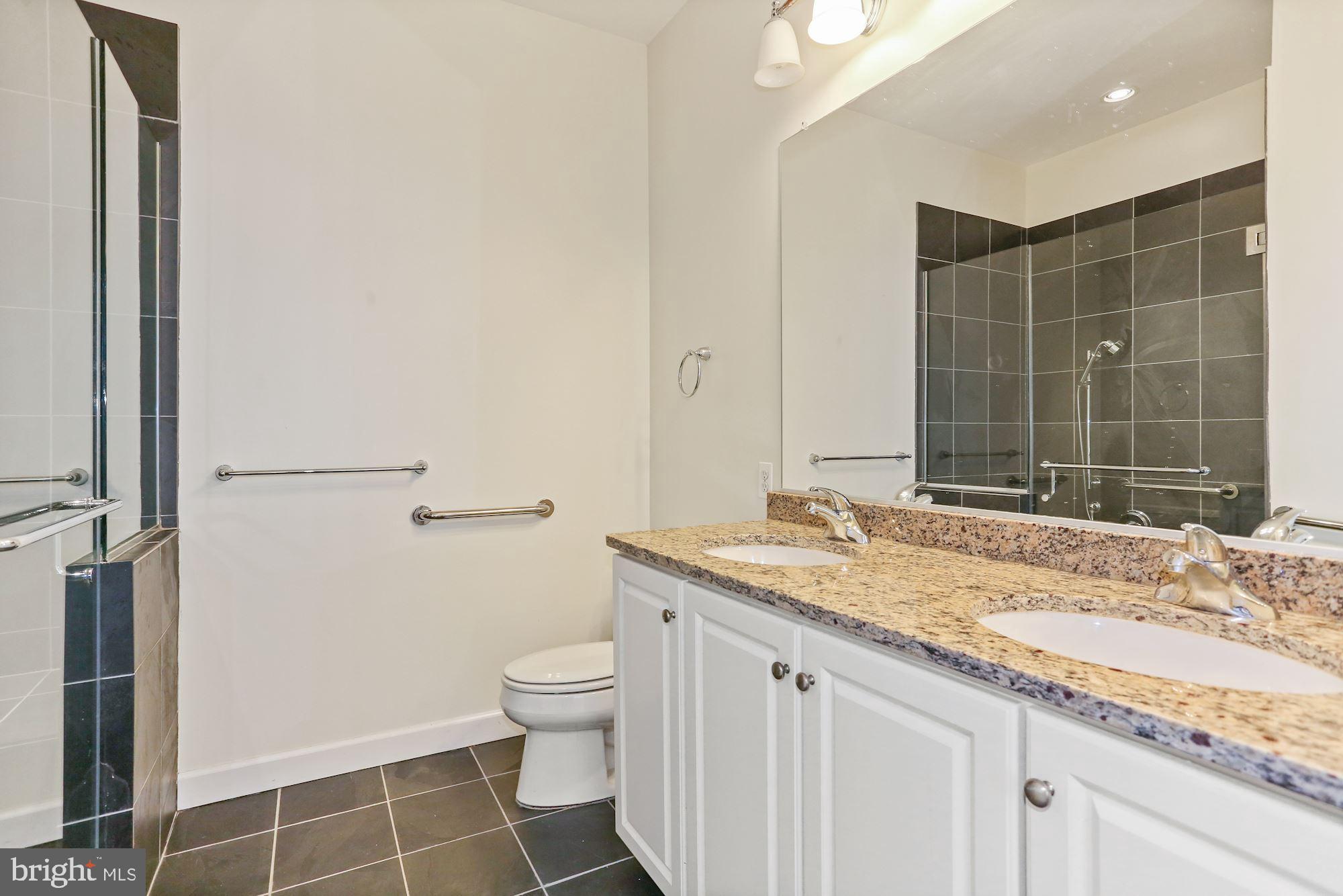 1000 N RANDOLPH STREET 103