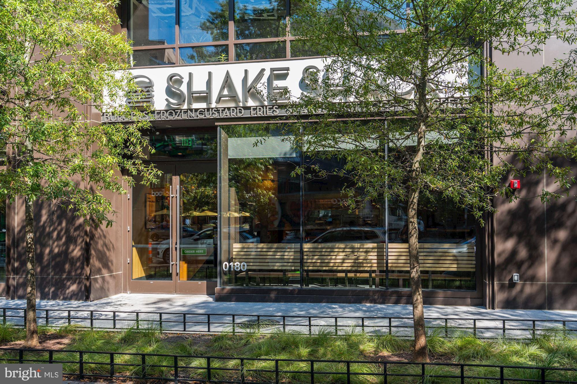 1000 N RANDOLPH STREET 103