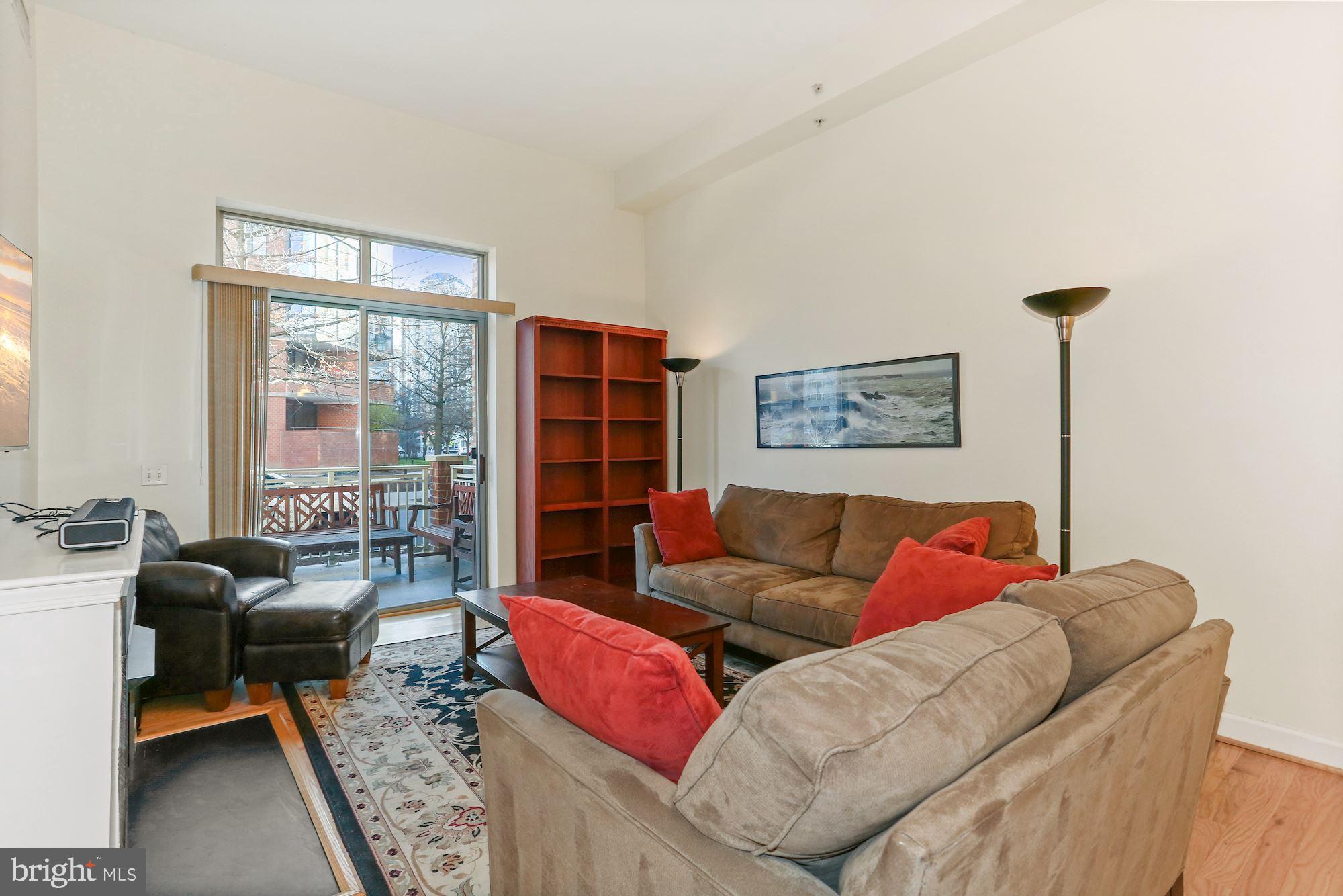 1000 N RANDOLPH STREET 103