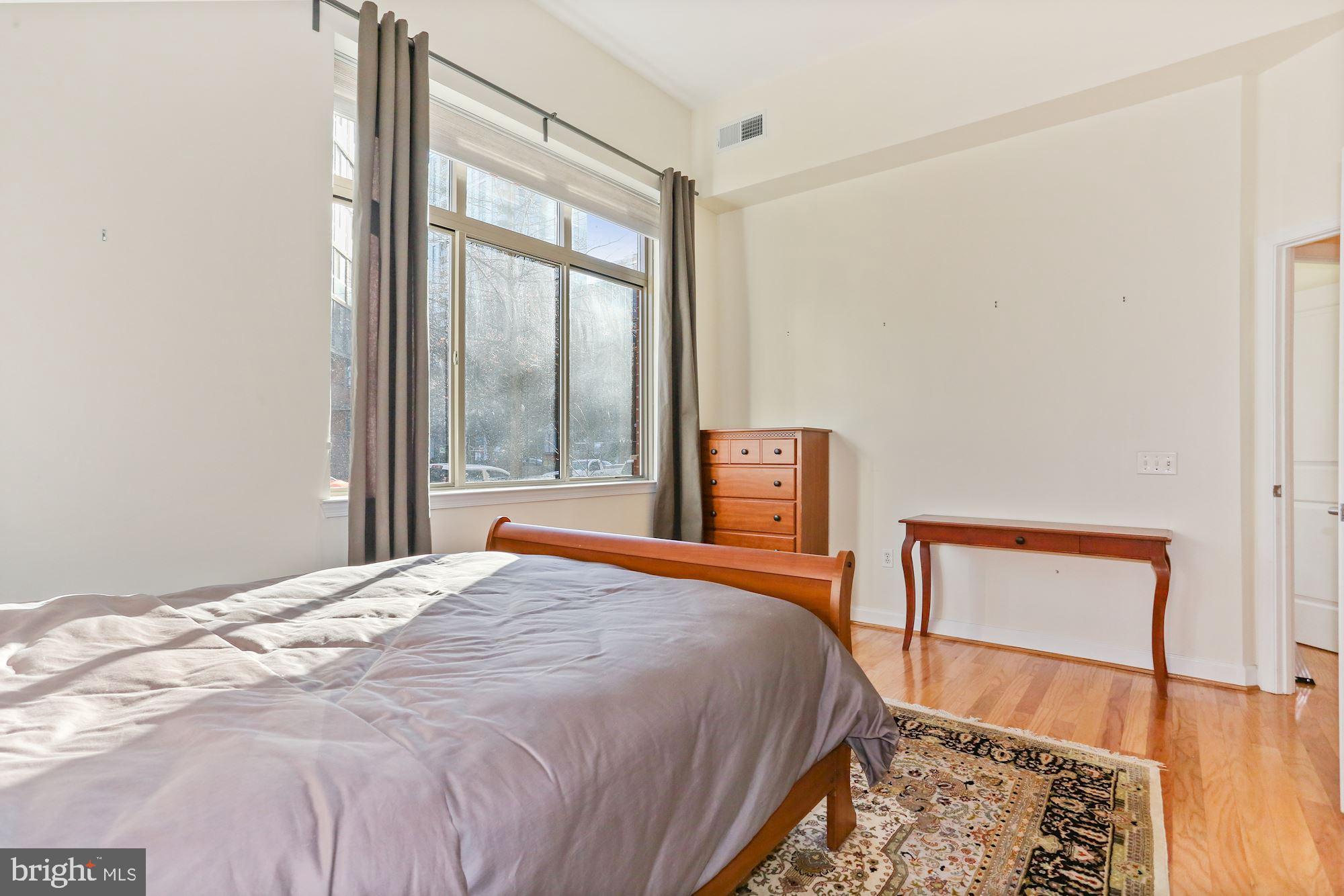 1000 N RANDOLPH STREET 103