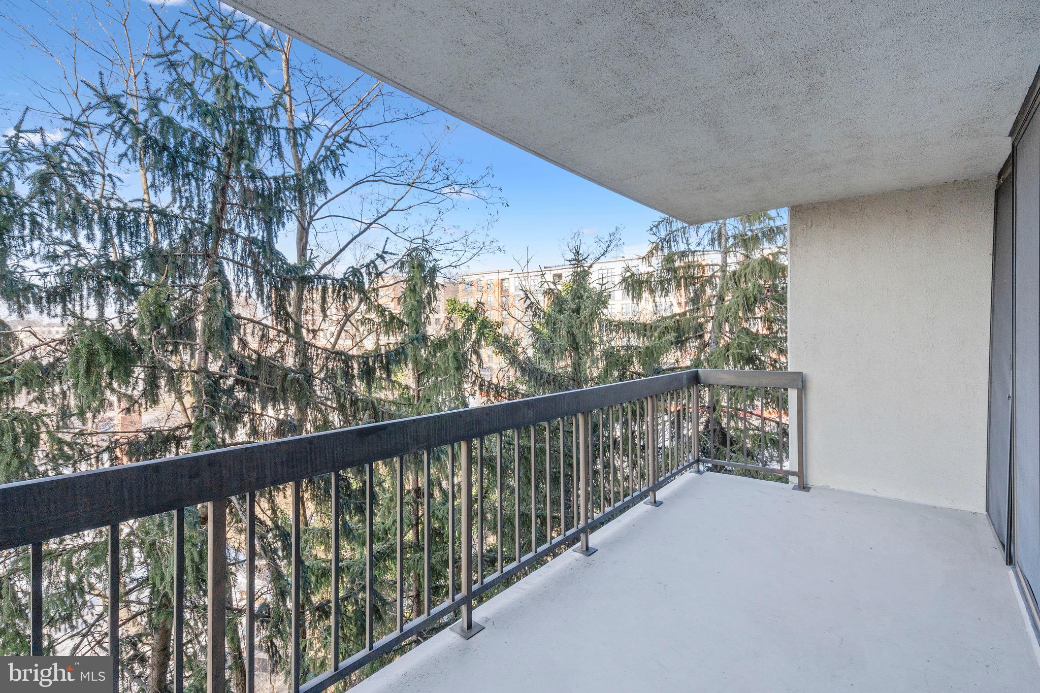 1016 S WAYNE STREET 303