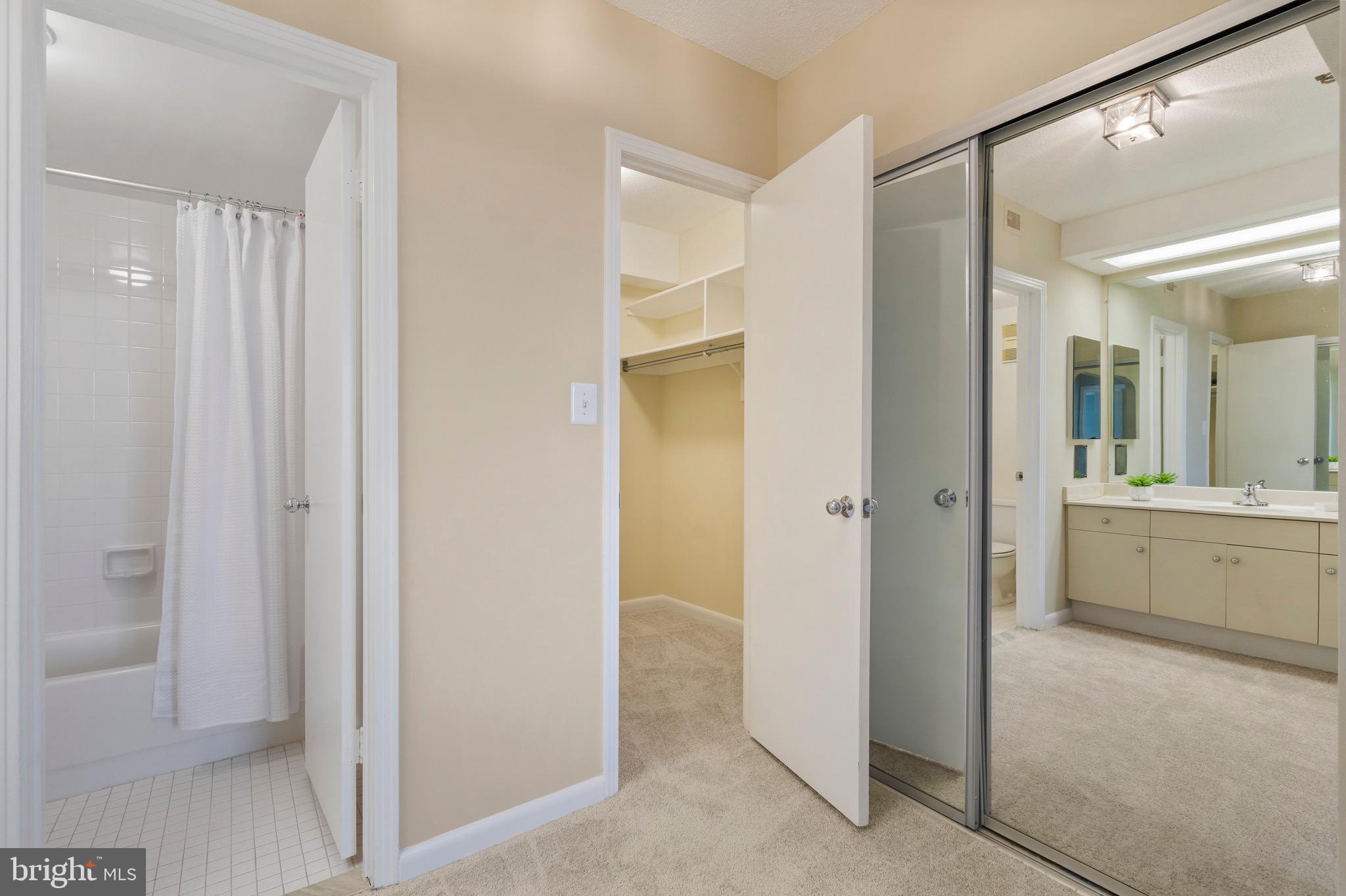 1016 S WAYNE STREET 303