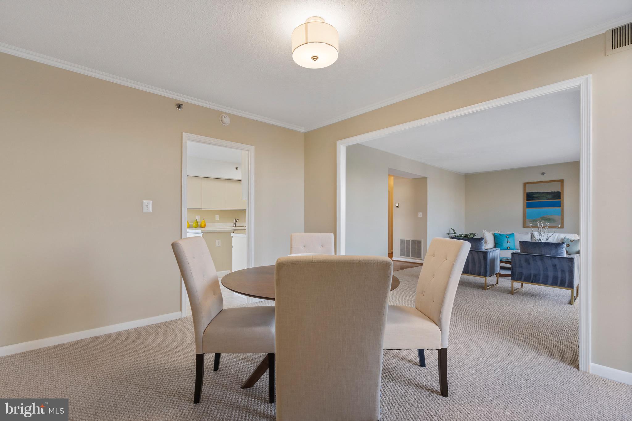 1016 S WAYNE STREET 303