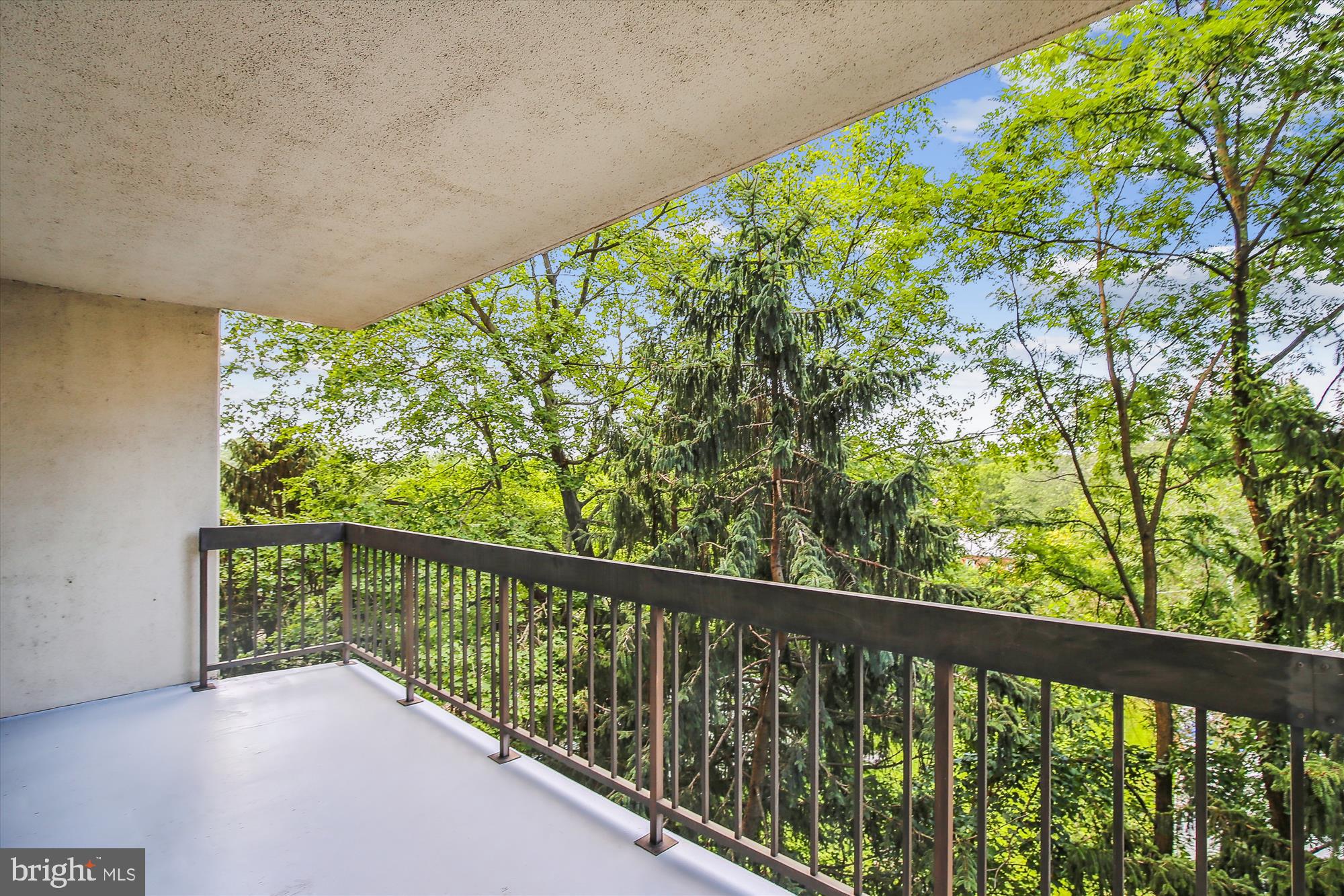 1016 S WAYNE STREET 303