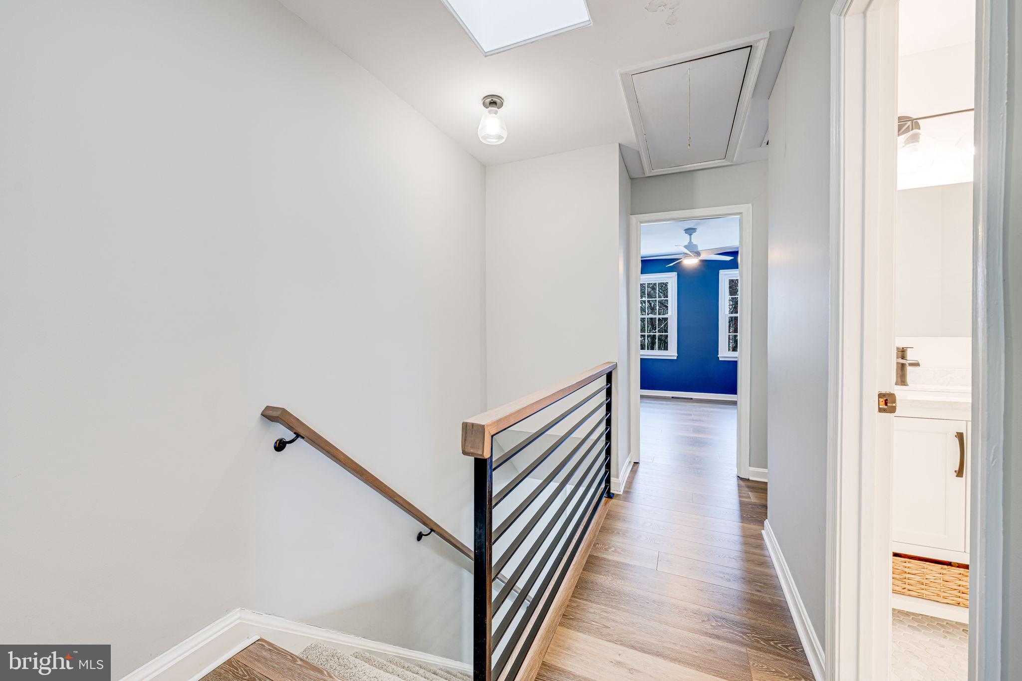 4 S MANCHESTER STREET