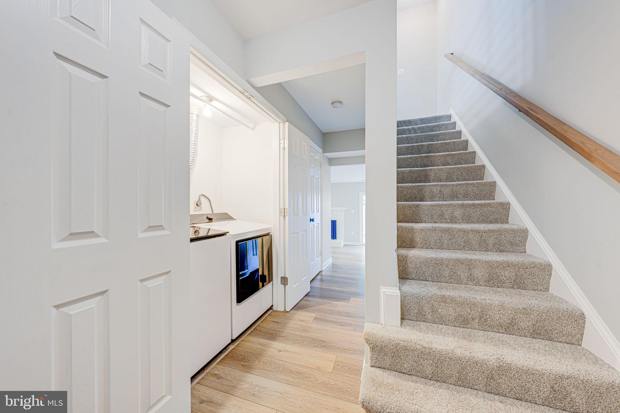 4 S MANCHESTER STREET