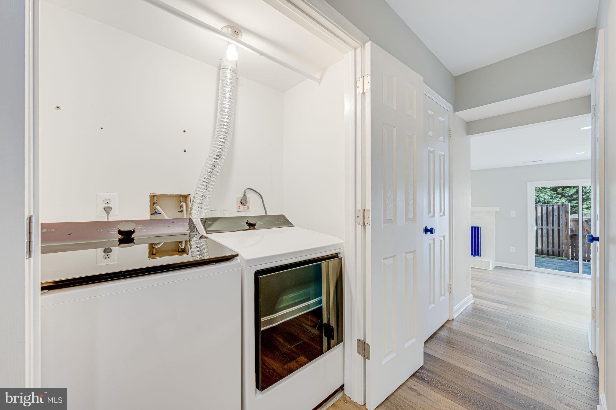 4 S MANCHESTER STREET