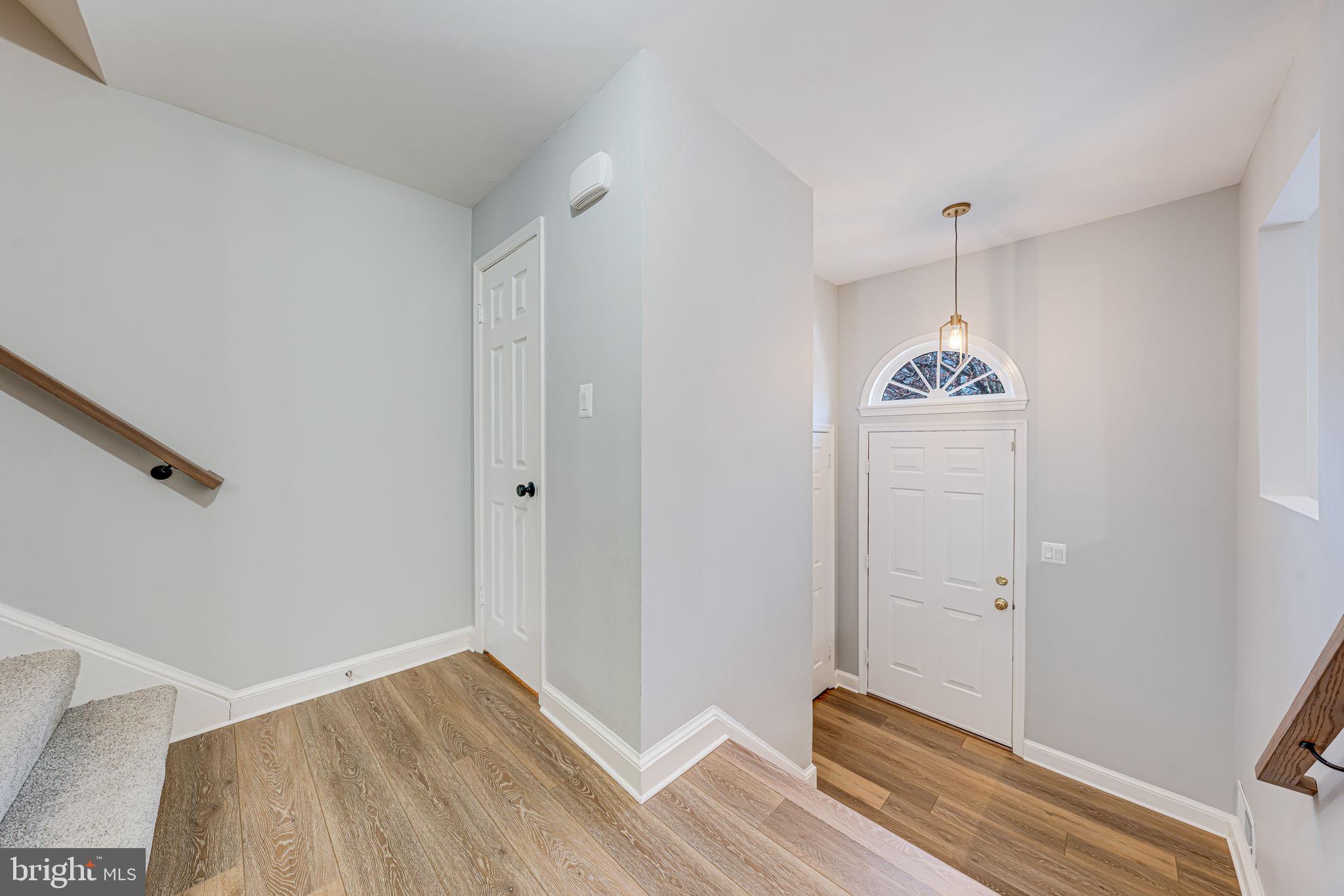 4 S MANCHESTER STREET