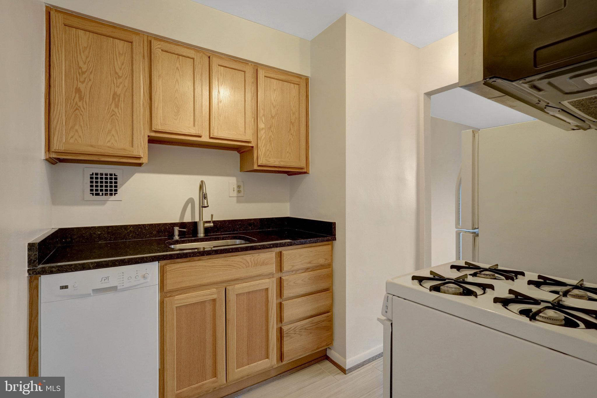 4401 CHERRY HILL ROAD 24